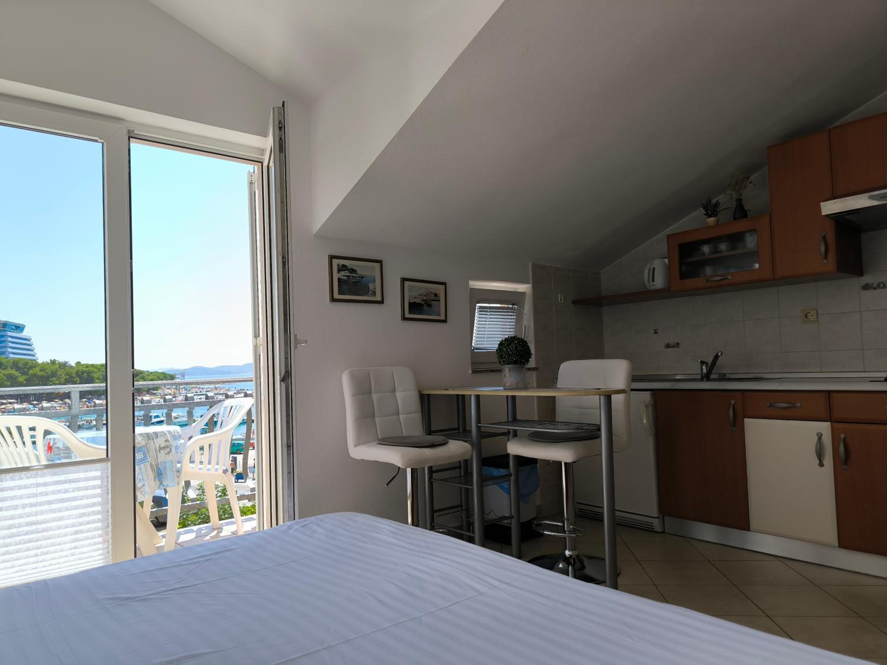Studio with Sea View - Photo 1