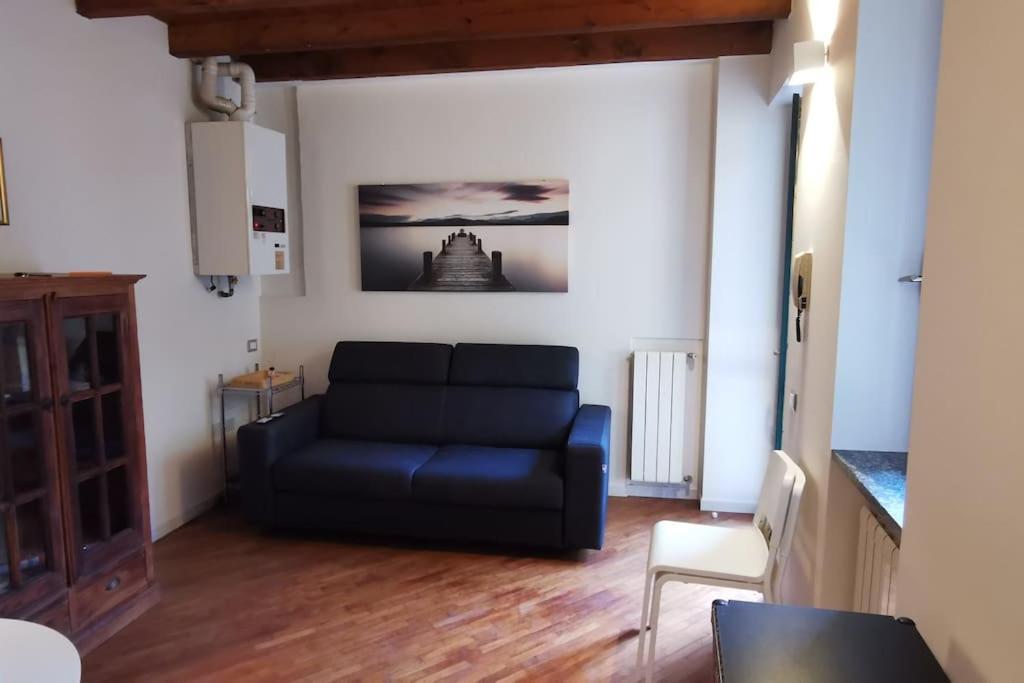 One-Bedroom Apartment photo 3