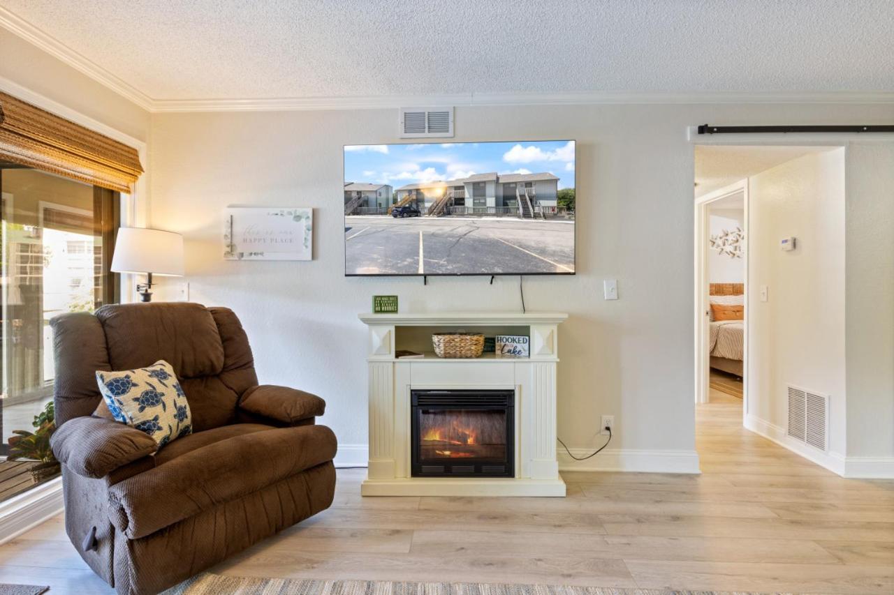 Apartment With Lake View photo 1