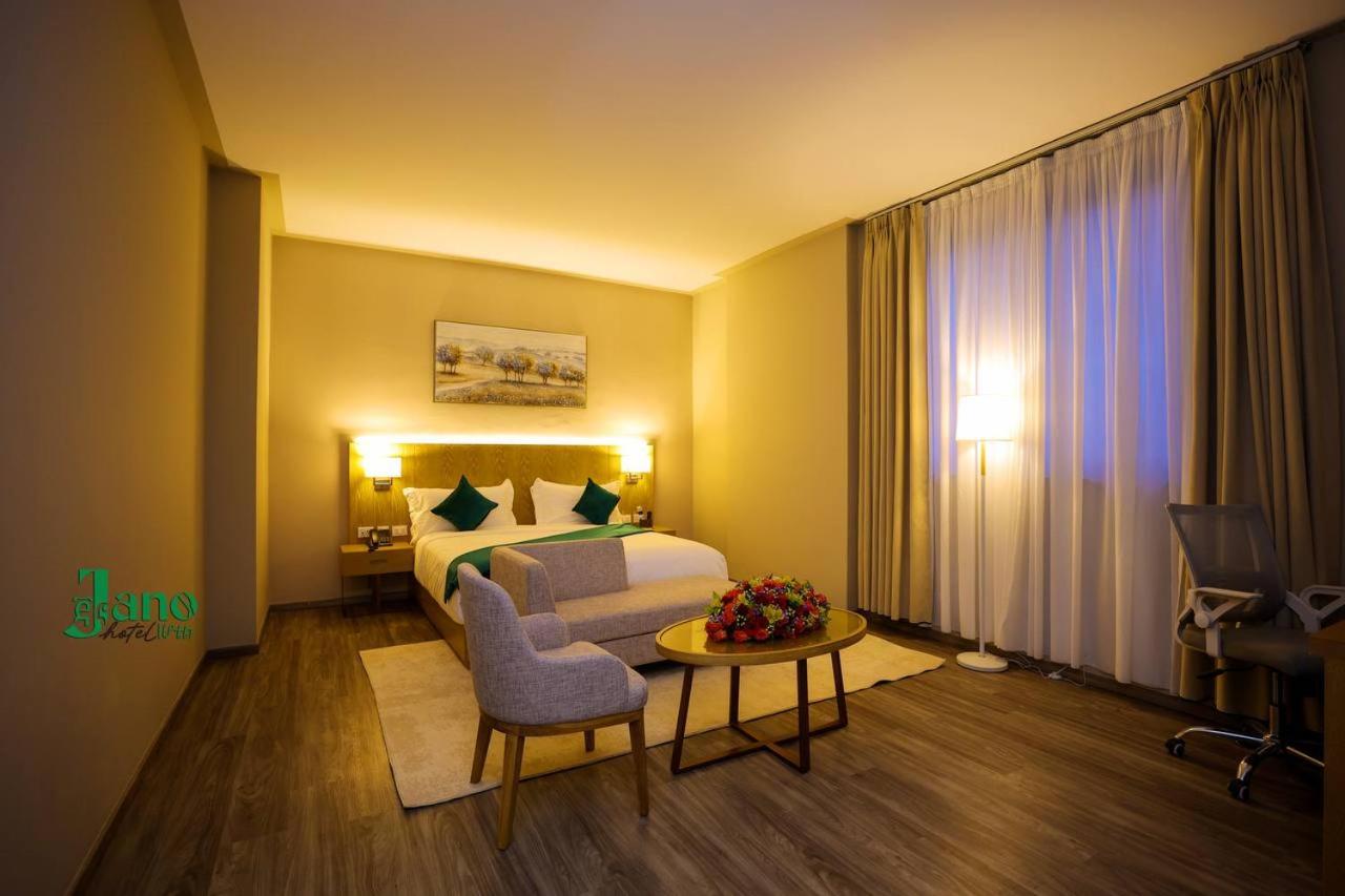 Deluxe Double Room photo 2