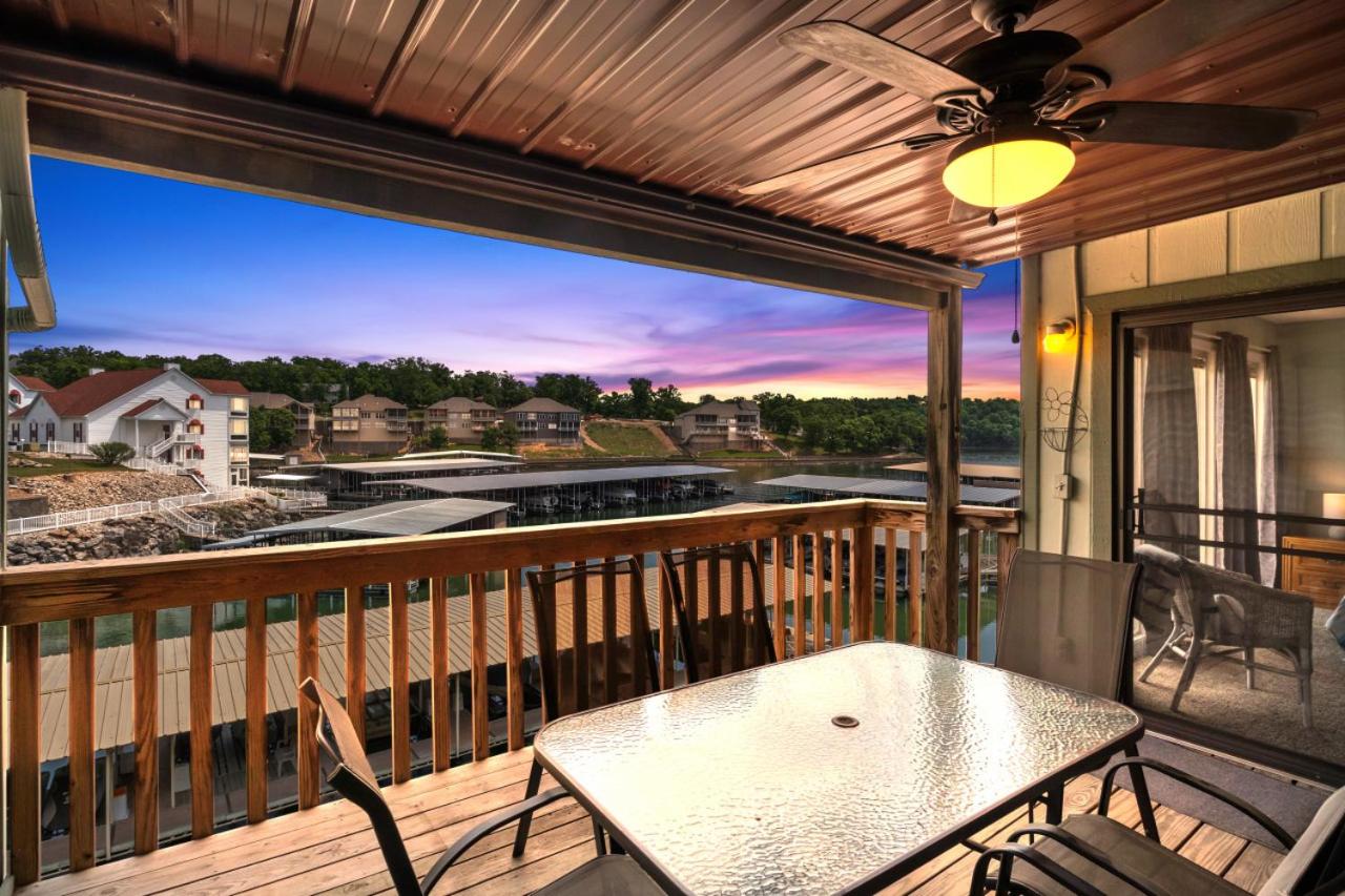 Apartment With Lake View photo 1