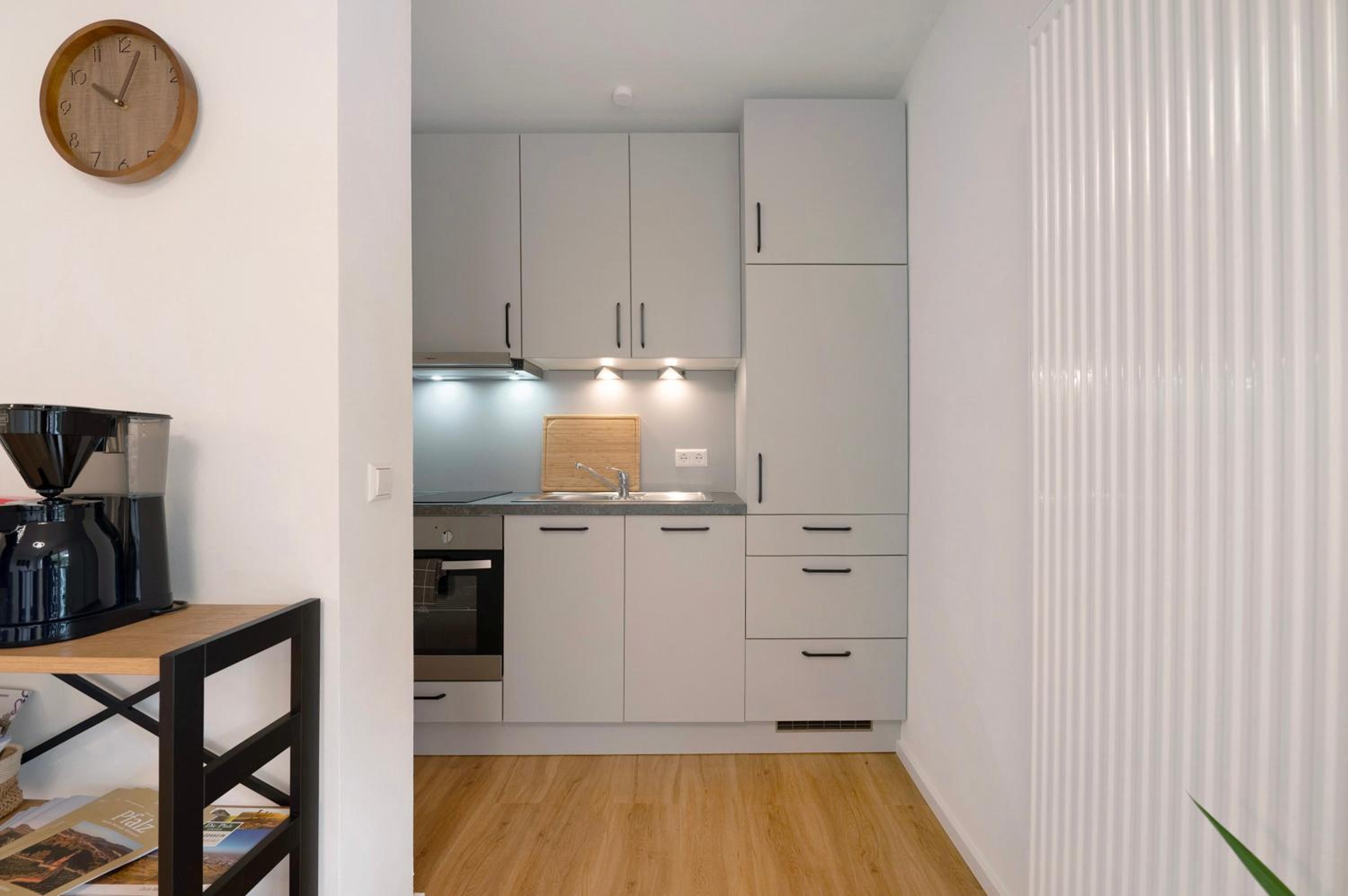 Superior One-Bedroom Apartment photo 2