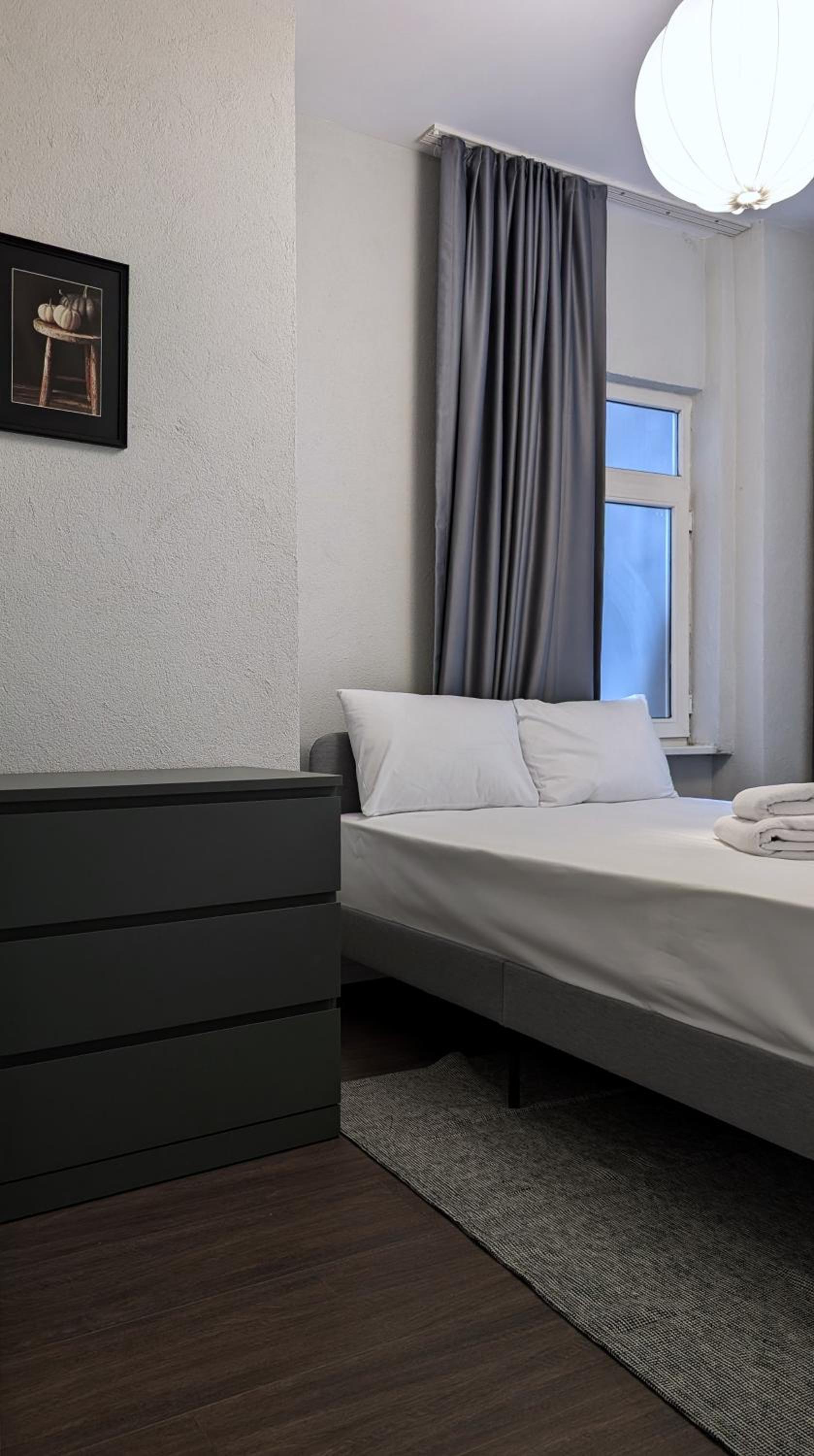Apartment With Balcony photo 2