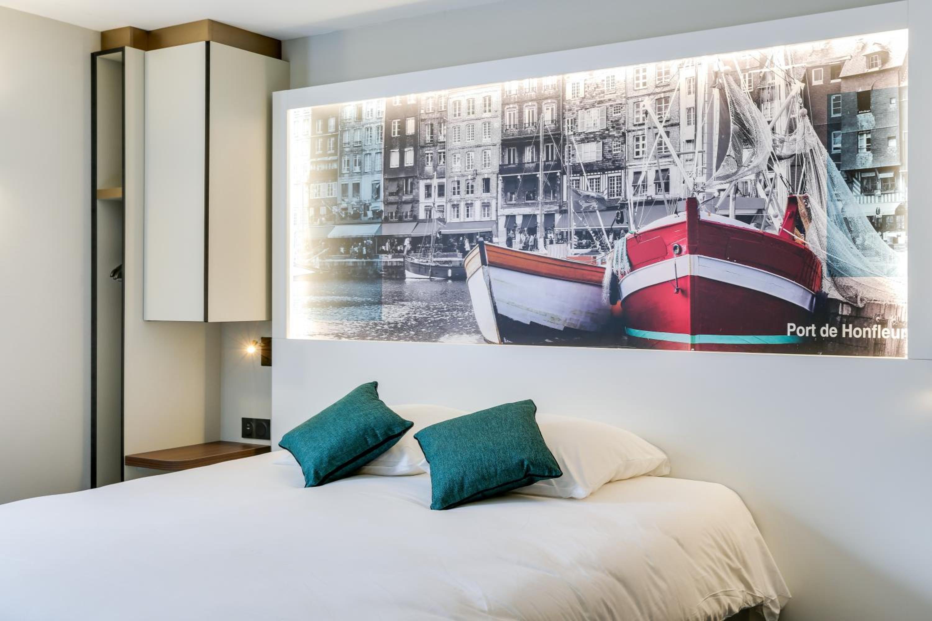Double Room - Photo 3