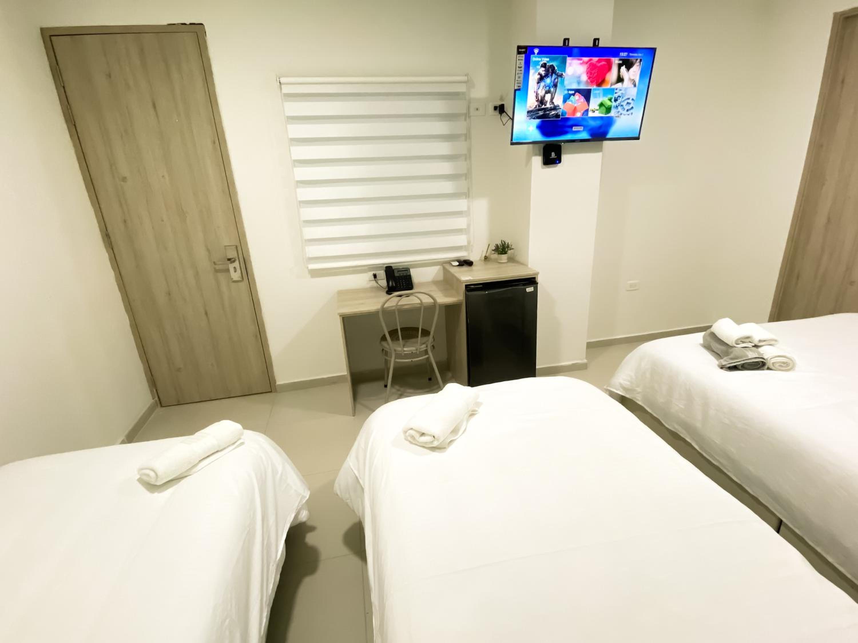 Family Double Room photo 2