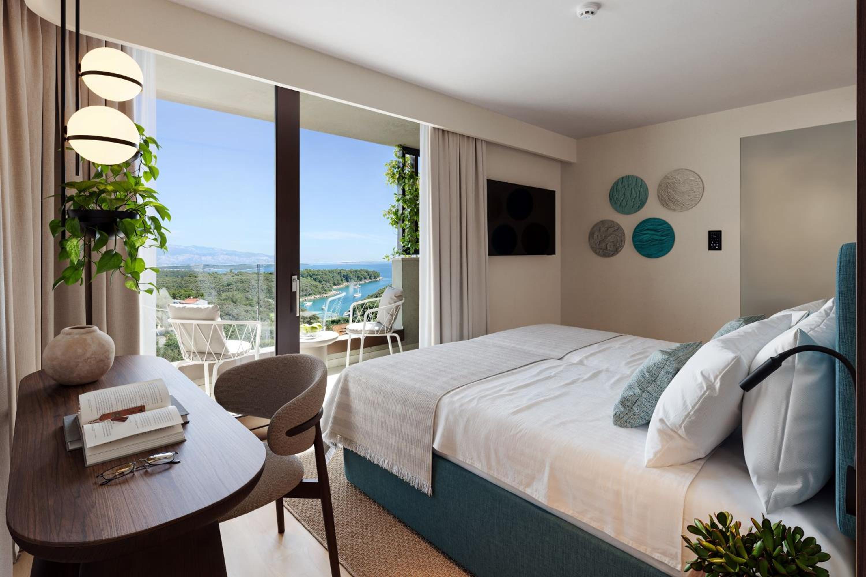 Room for 2+2 Seaview photo 1