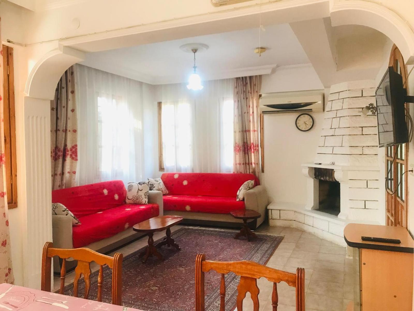 Villa con 3 Camere da Letto