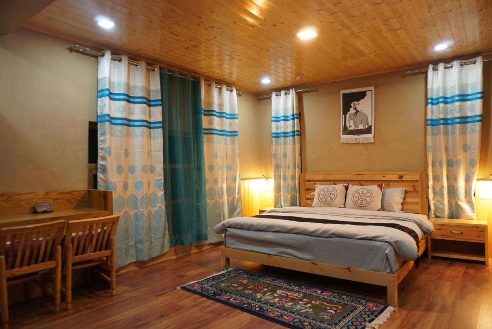 Large Double Room