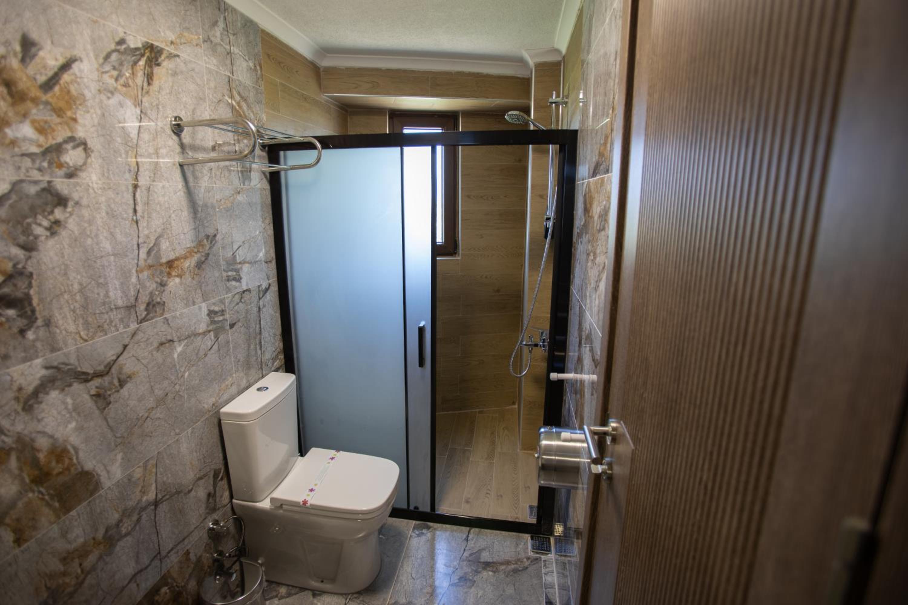 Deluxe Triple Room photo 2