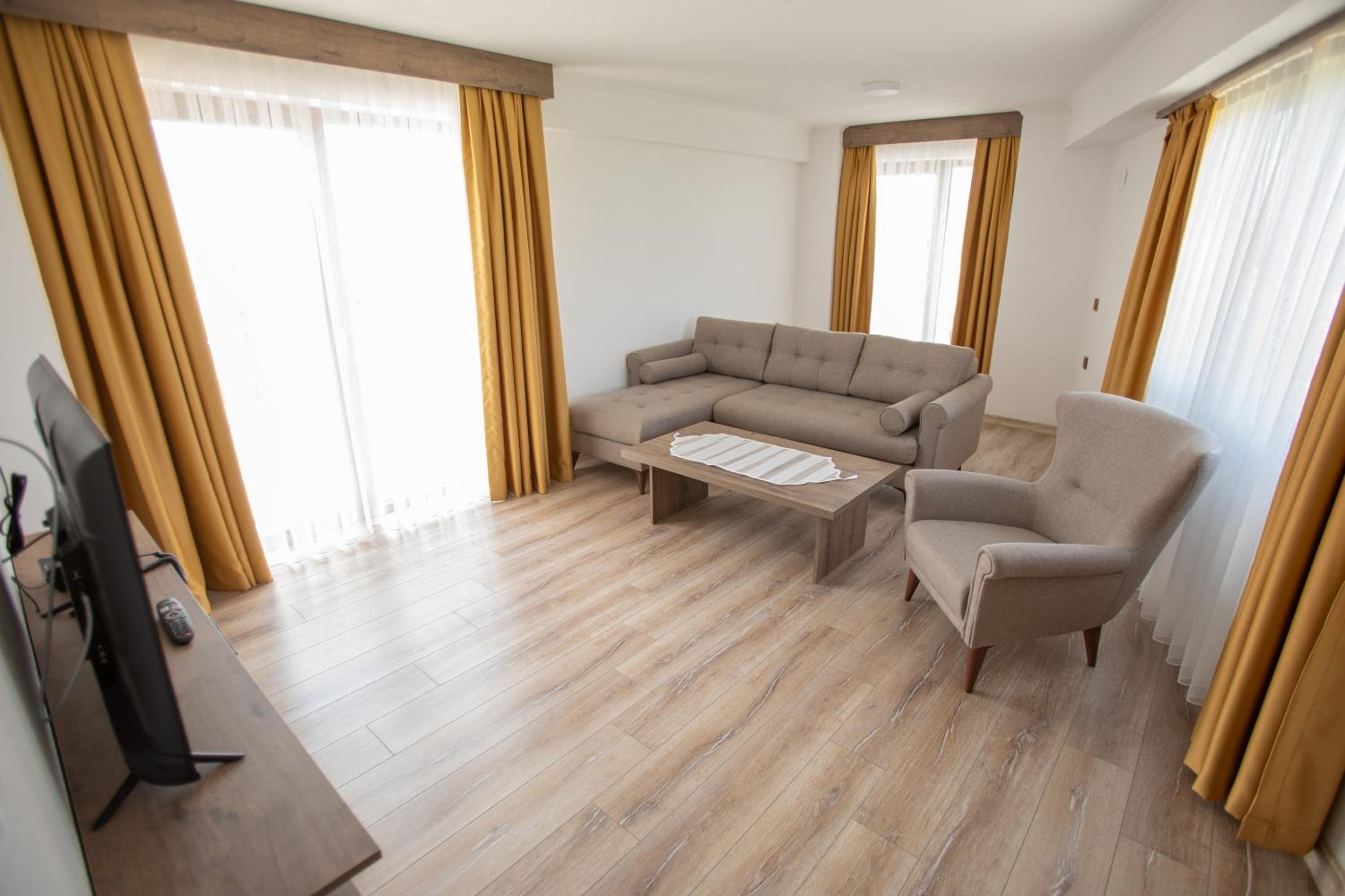 King Suite photo 3