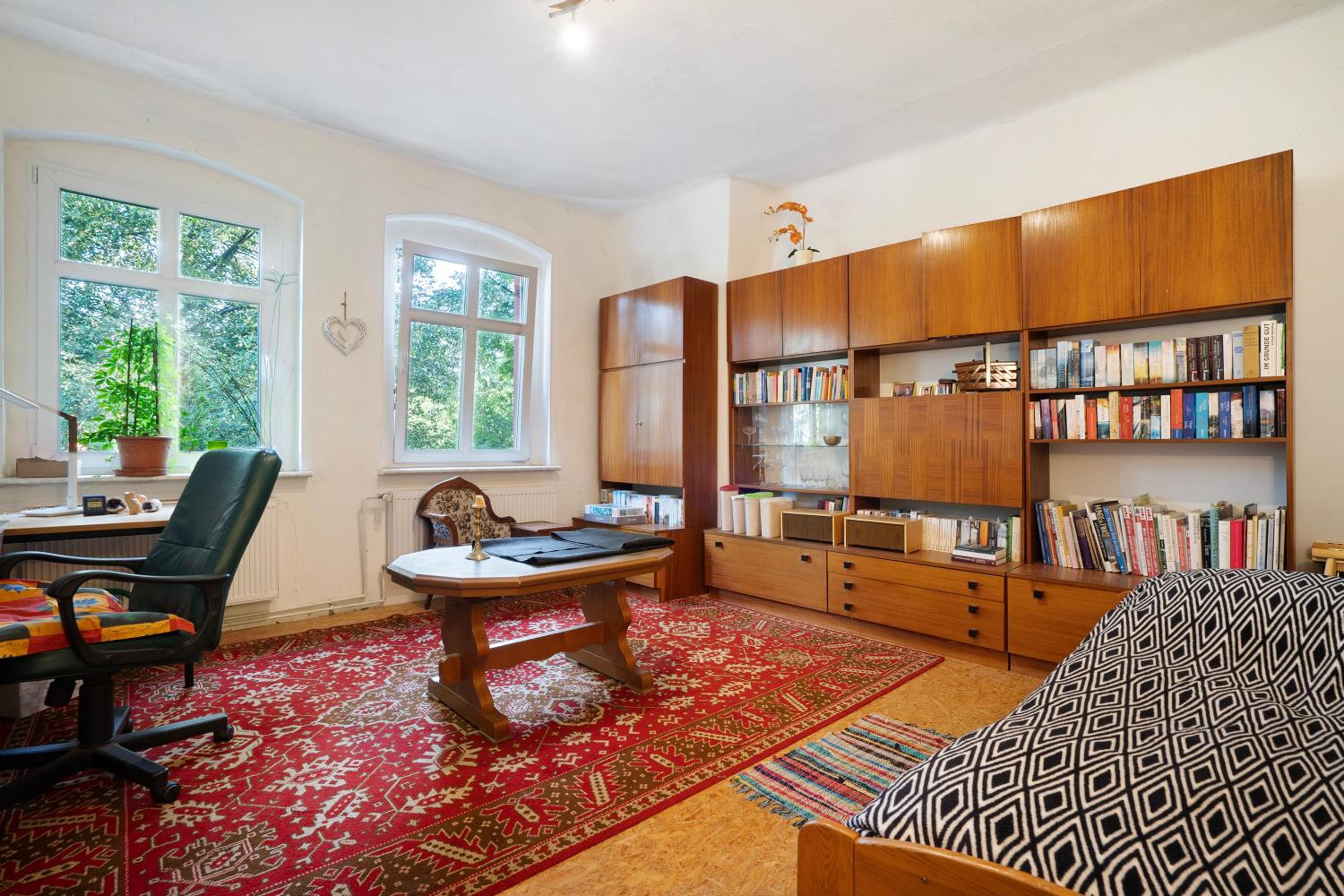 Superior One-Bedroom Apartment
