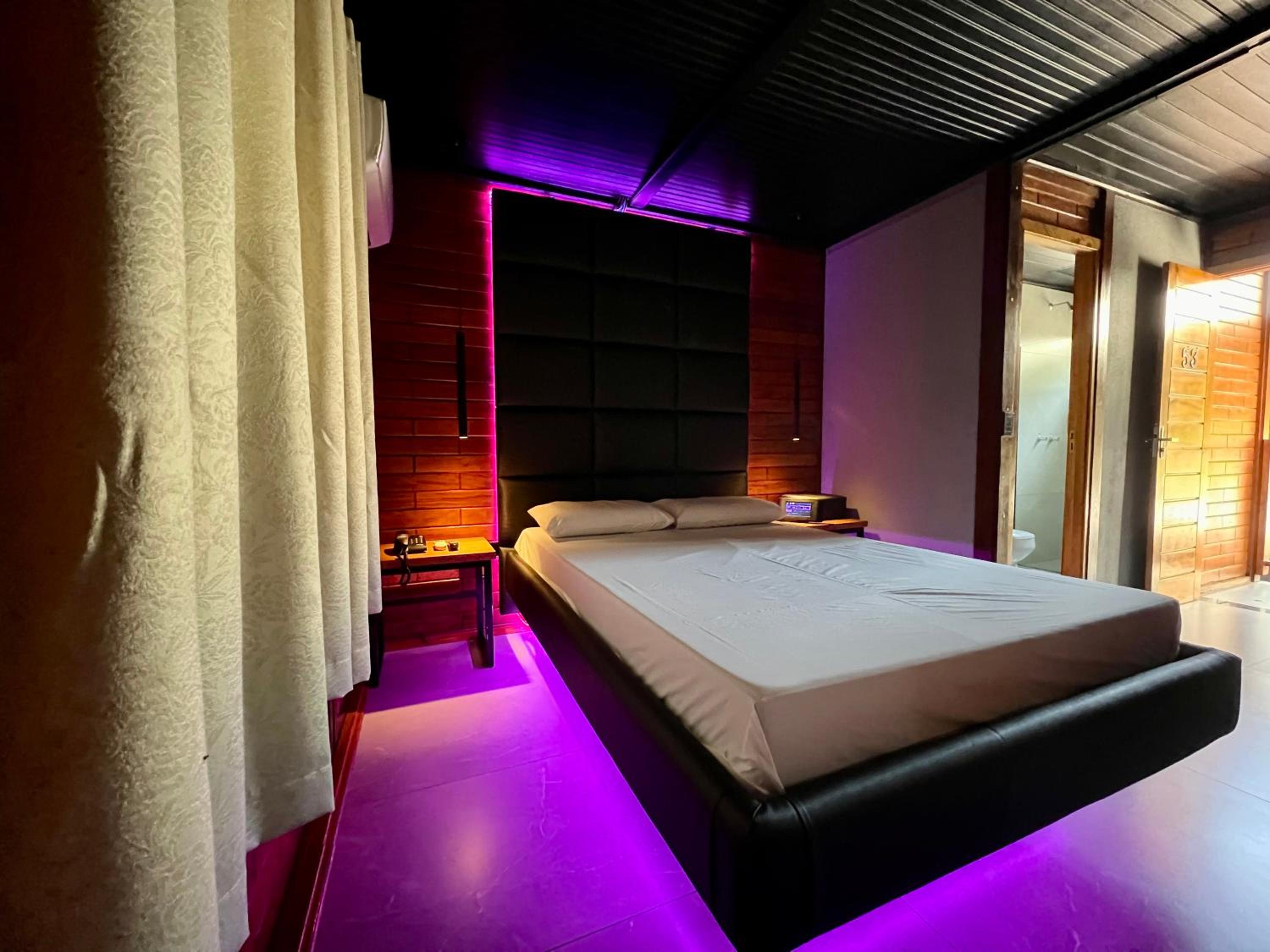 Deluxe Queen Room photo 1