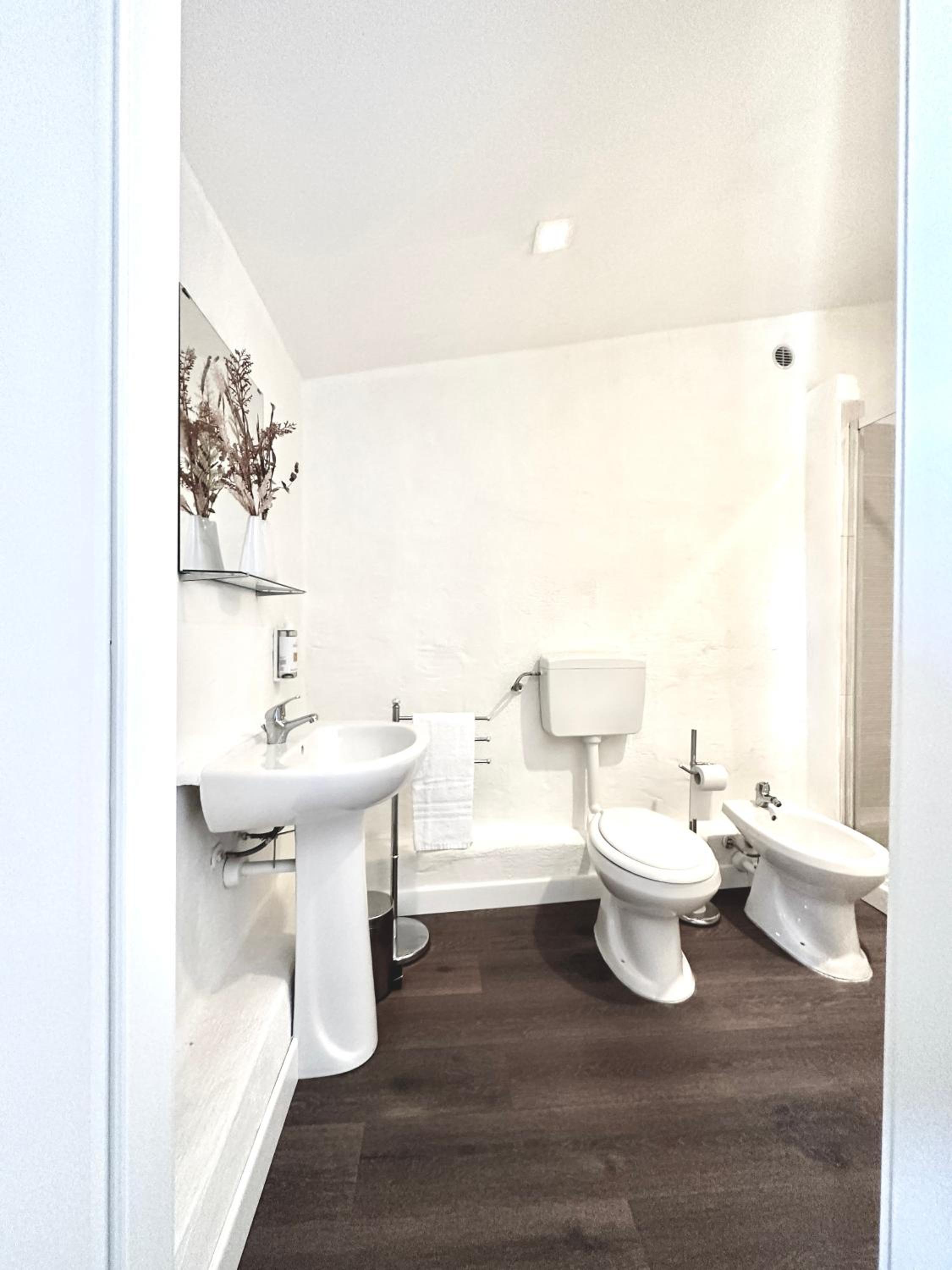 Double Room with Private Bathroom photo 3