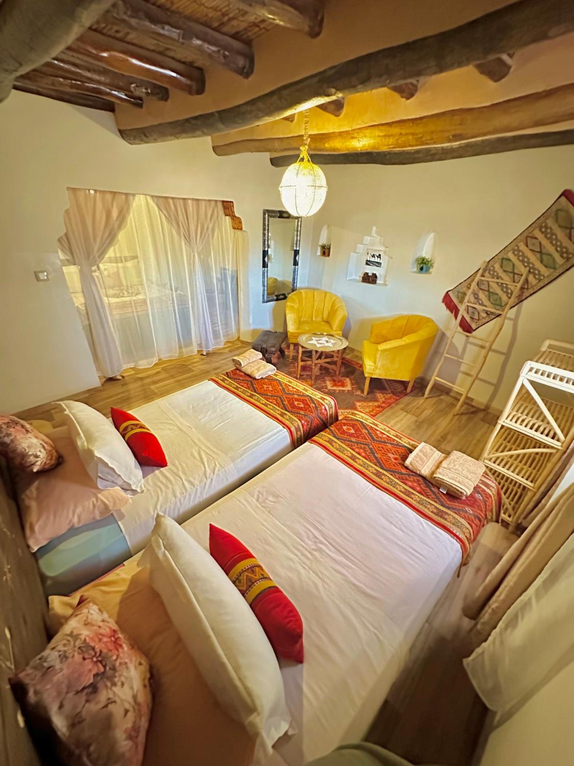 Suite (2 Adults + 2 Children) photo 2