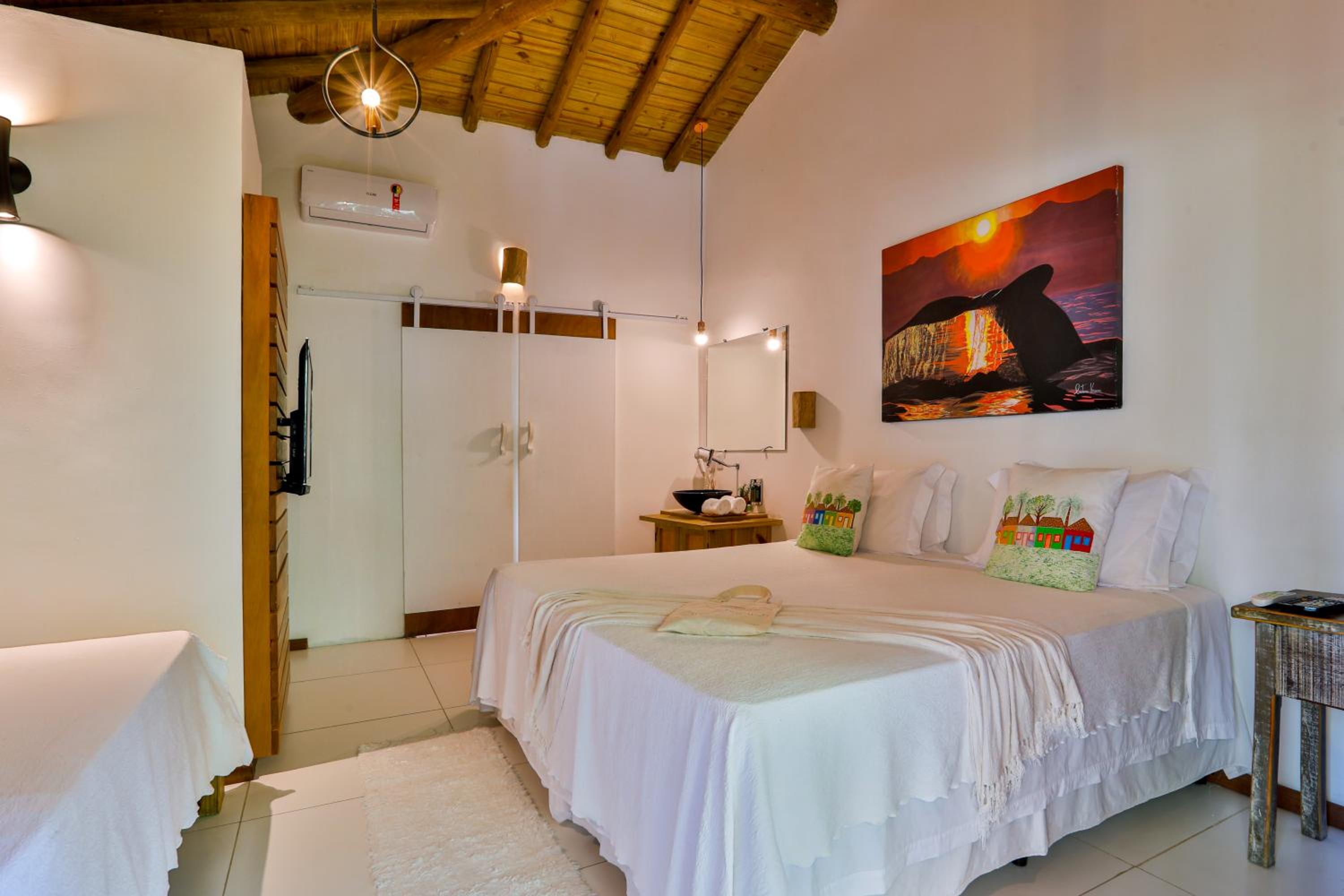 Standard Double or Twin Room - Photo 23