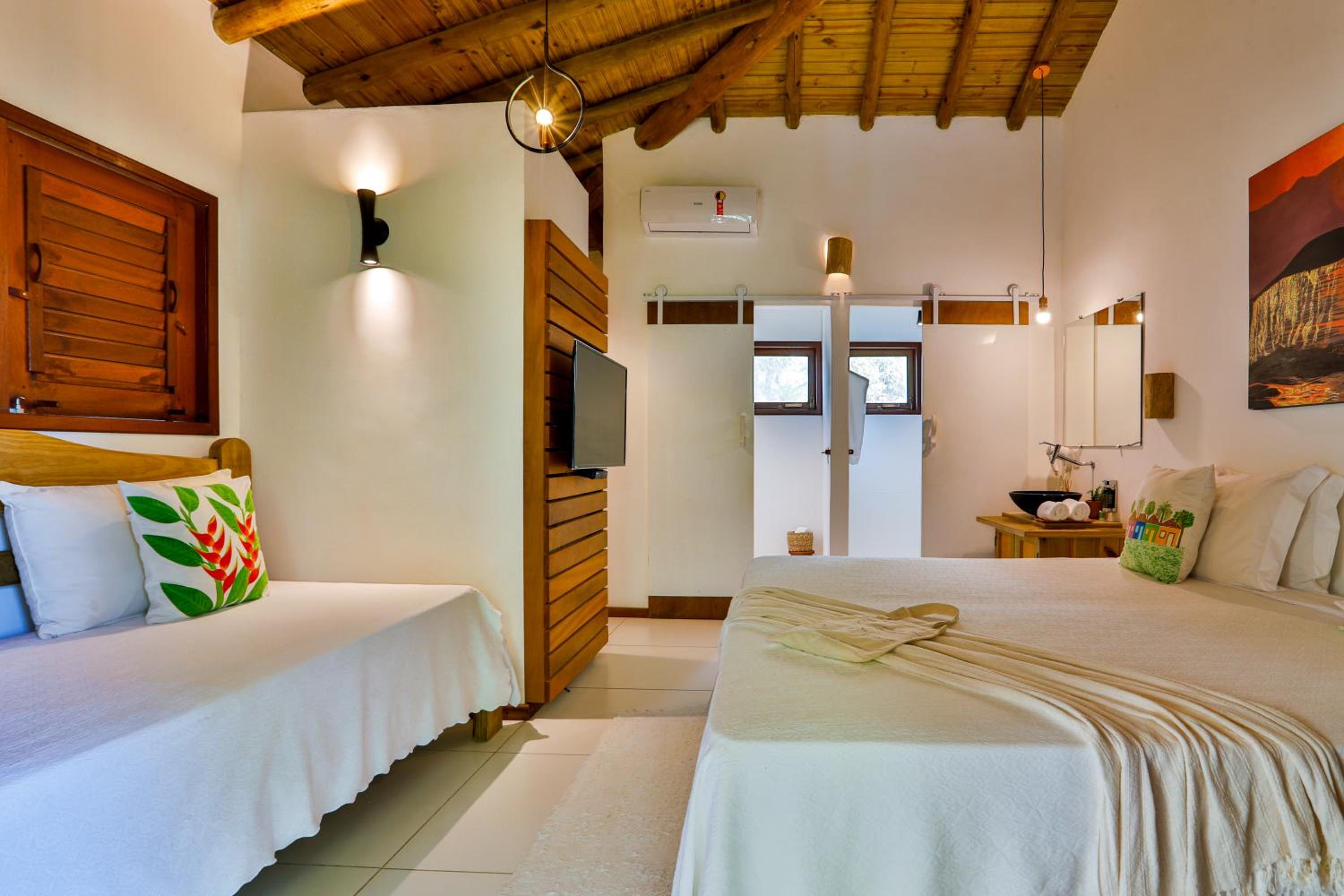 Standard Double or Twin Room - Photo 26