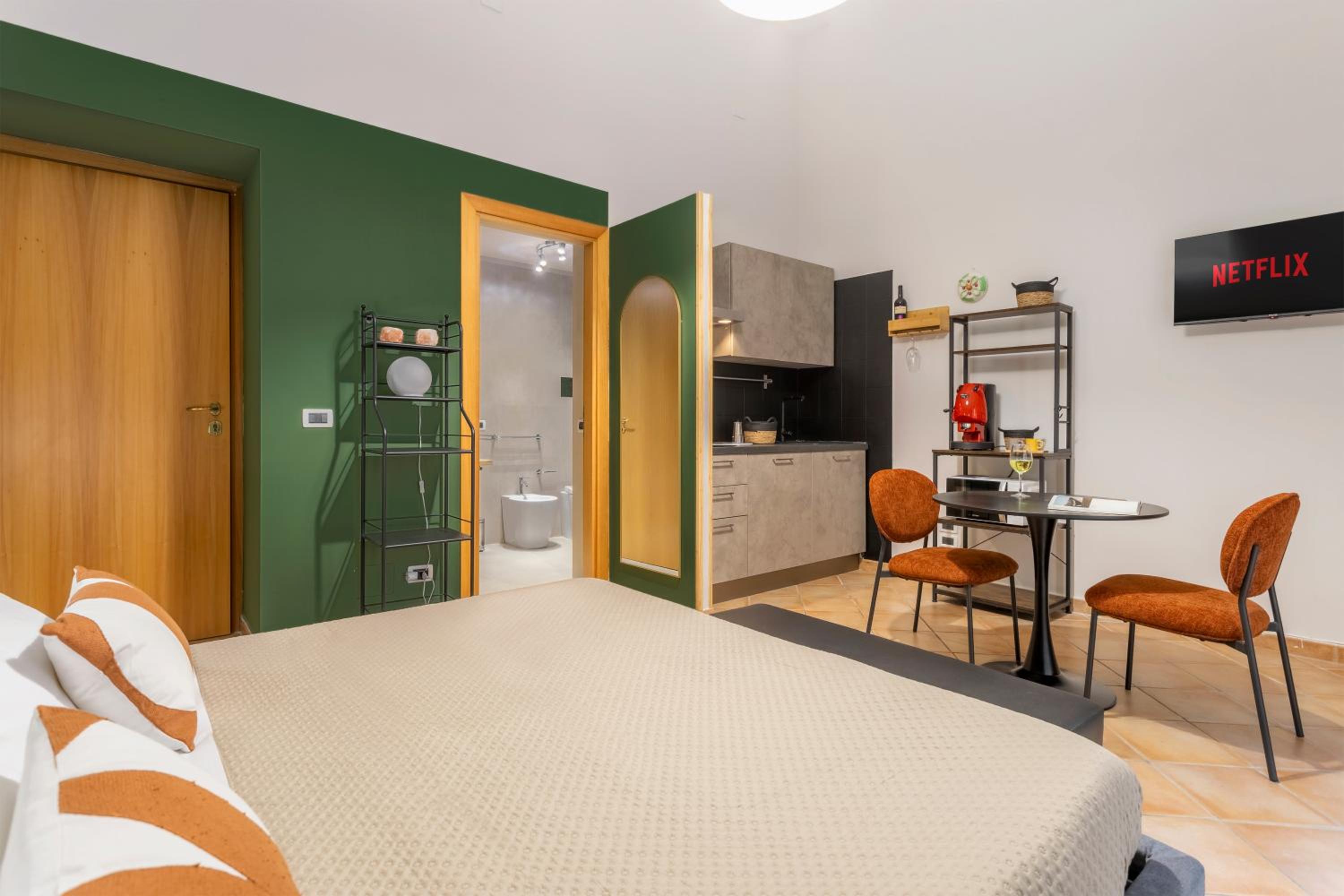 One-Bedroom Apartment