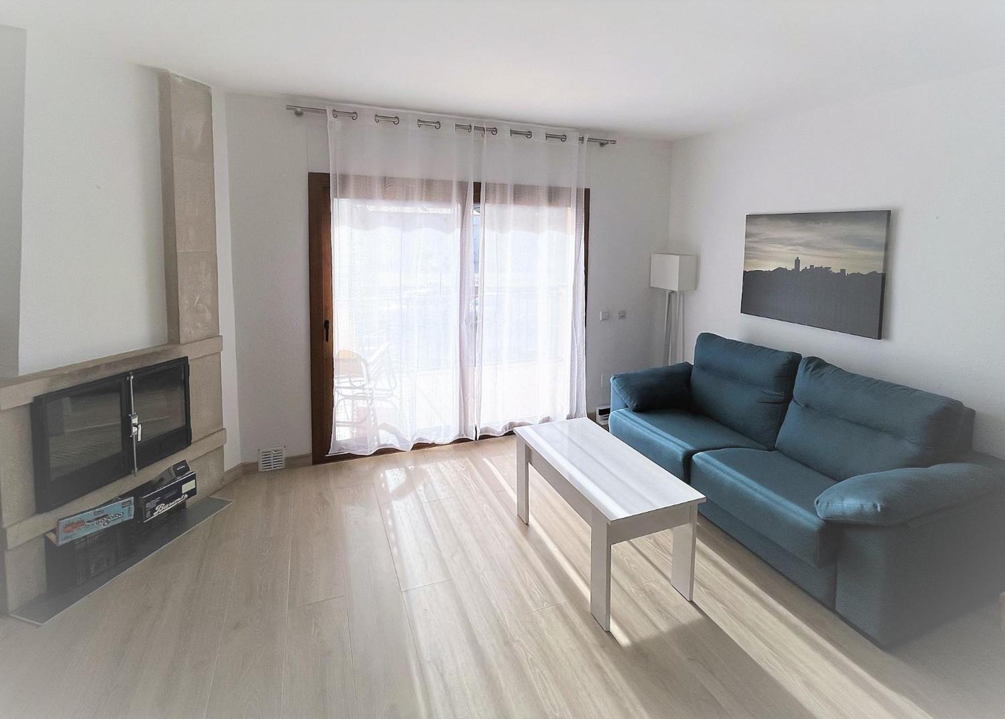 Apartamento con Vista y Balcón
