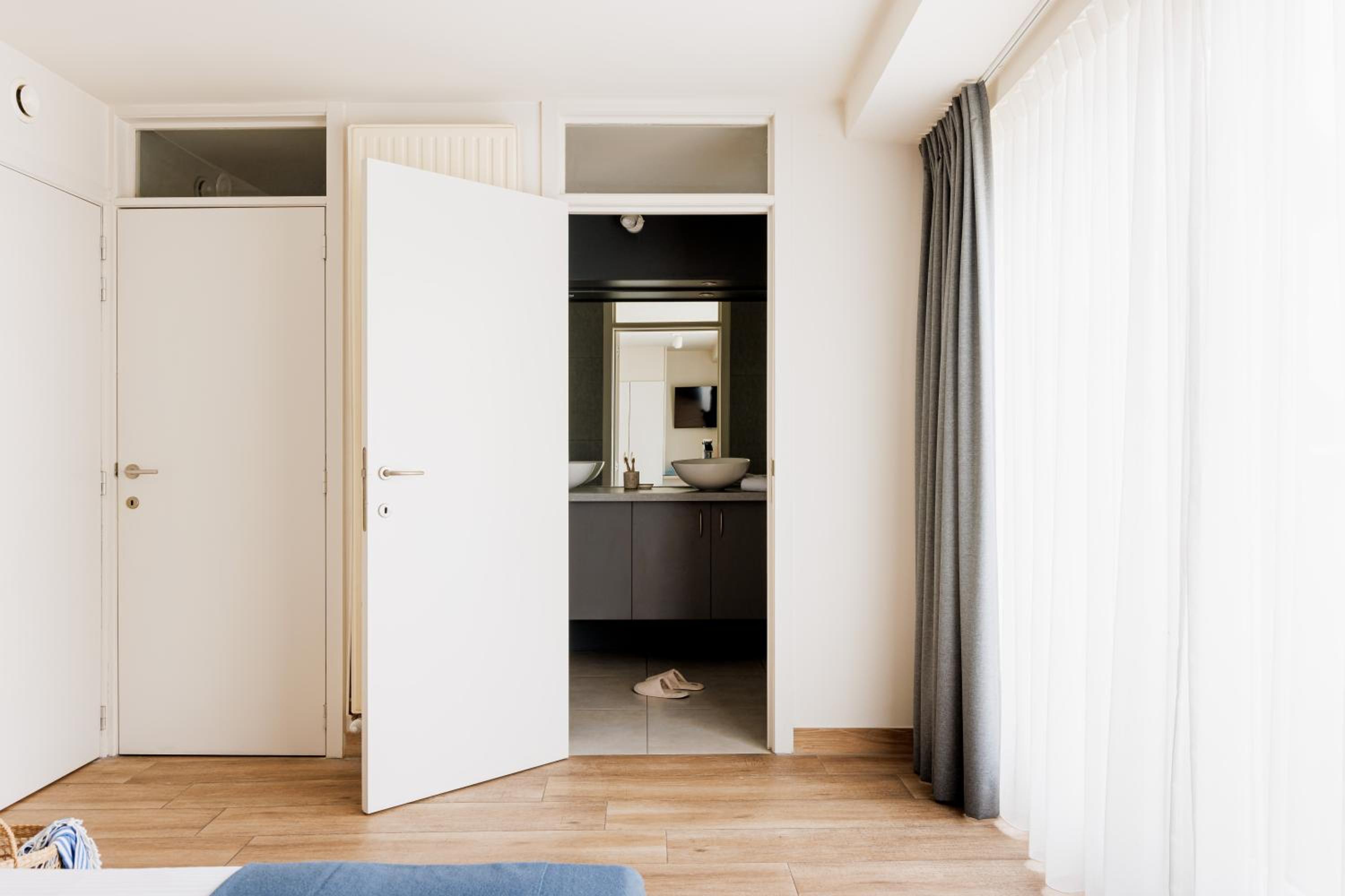 Twin Room with Balcony