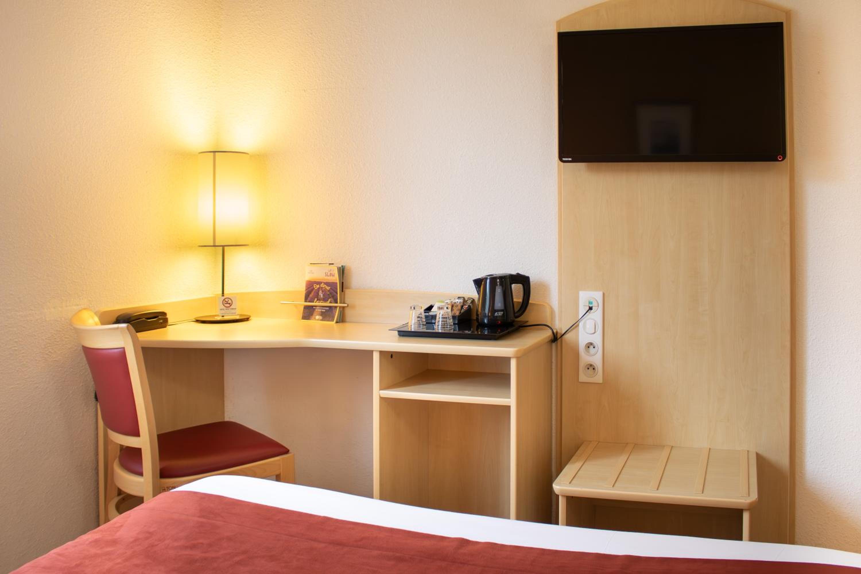 Standard Double Room photo 2