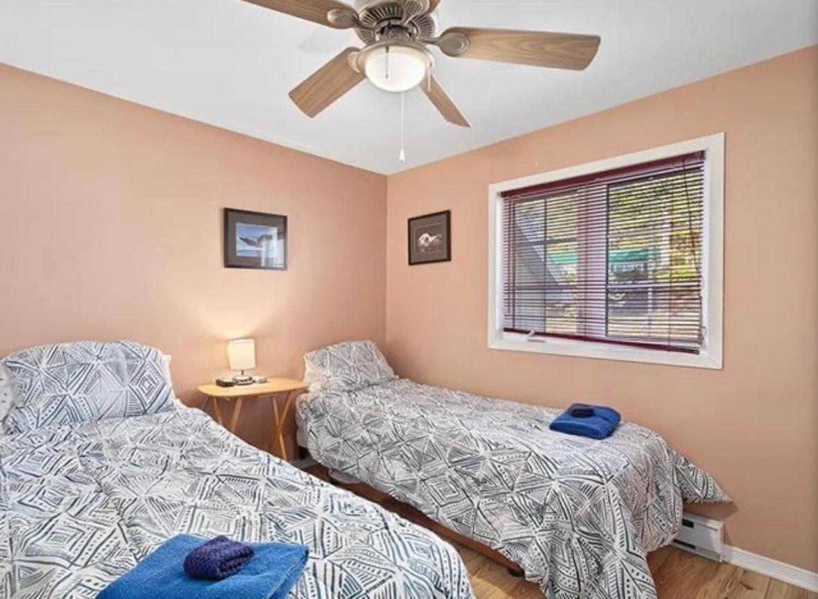 Five-Bedroom House photo 1
