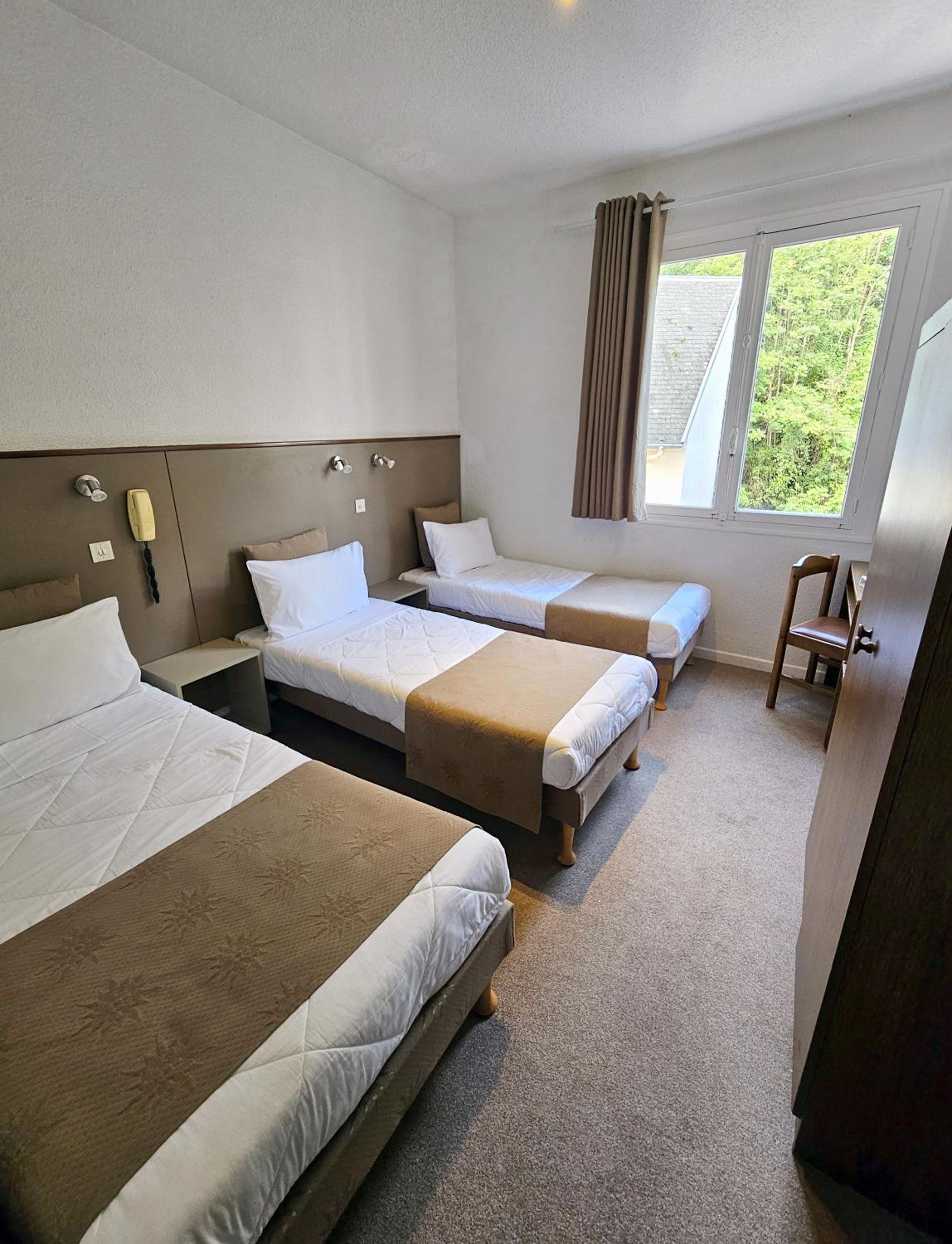 Triple Room - Photo 15
