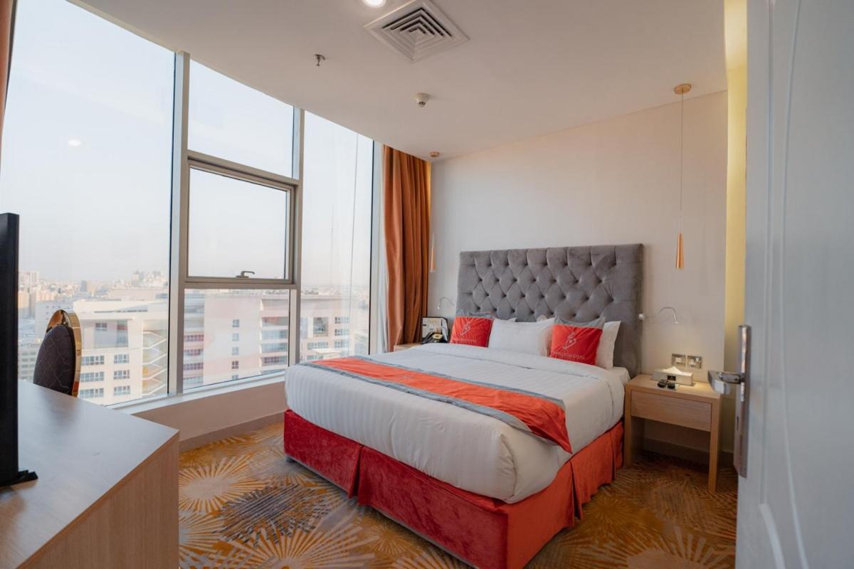 Standard King Room - Photo 3