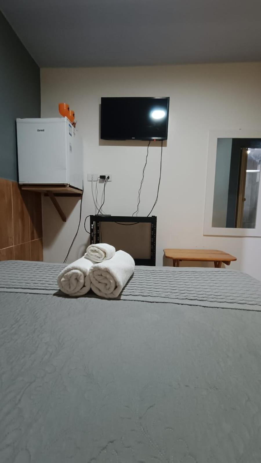 Standard Double or Twin Room - Photo 6