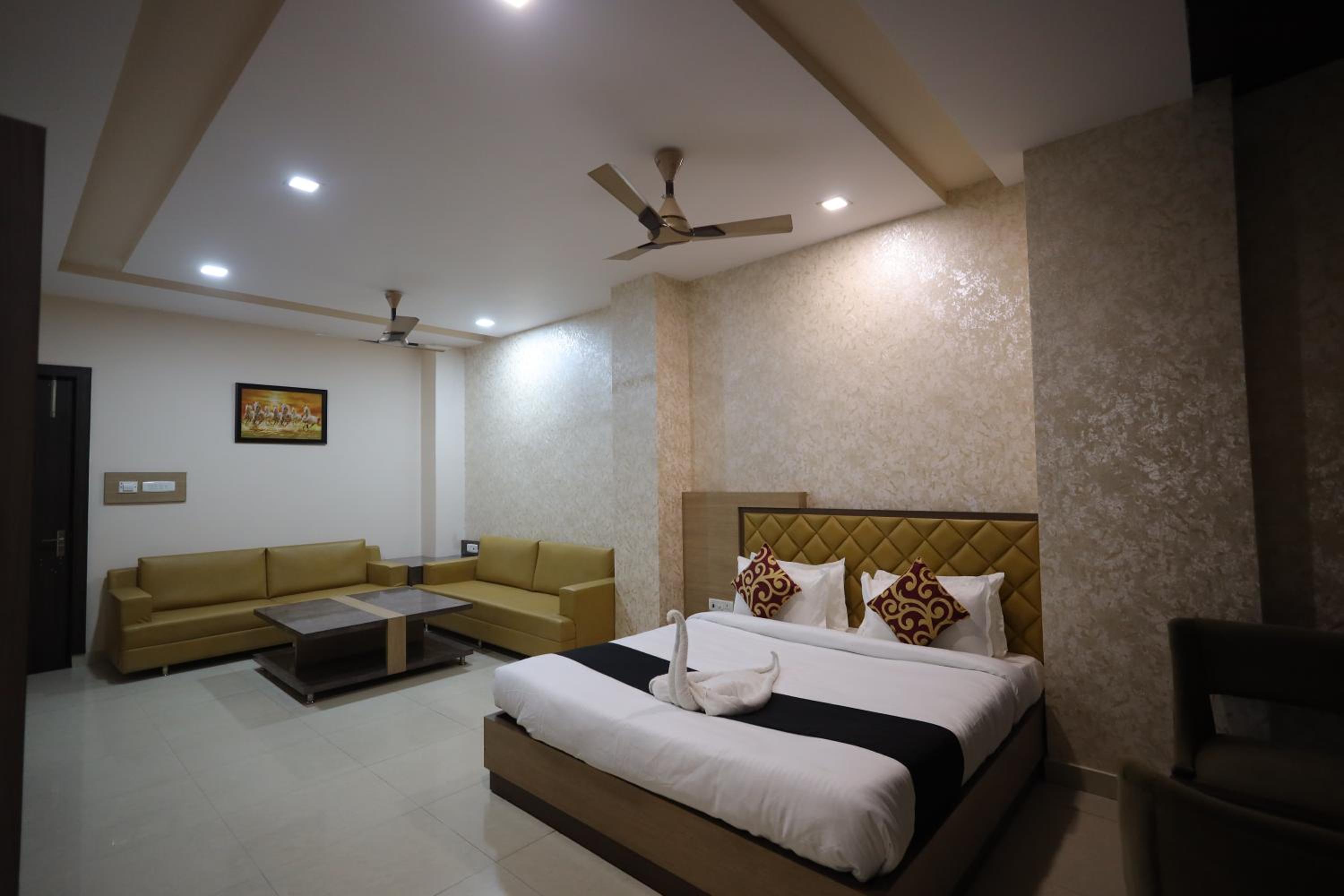 Superior King Room photo 1