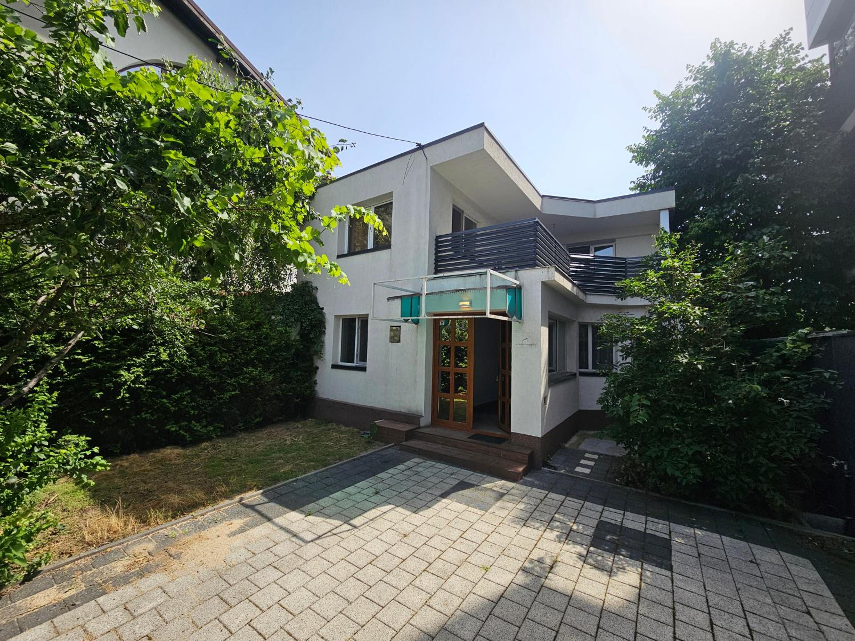 Three-Bedroom Villa photo 2
