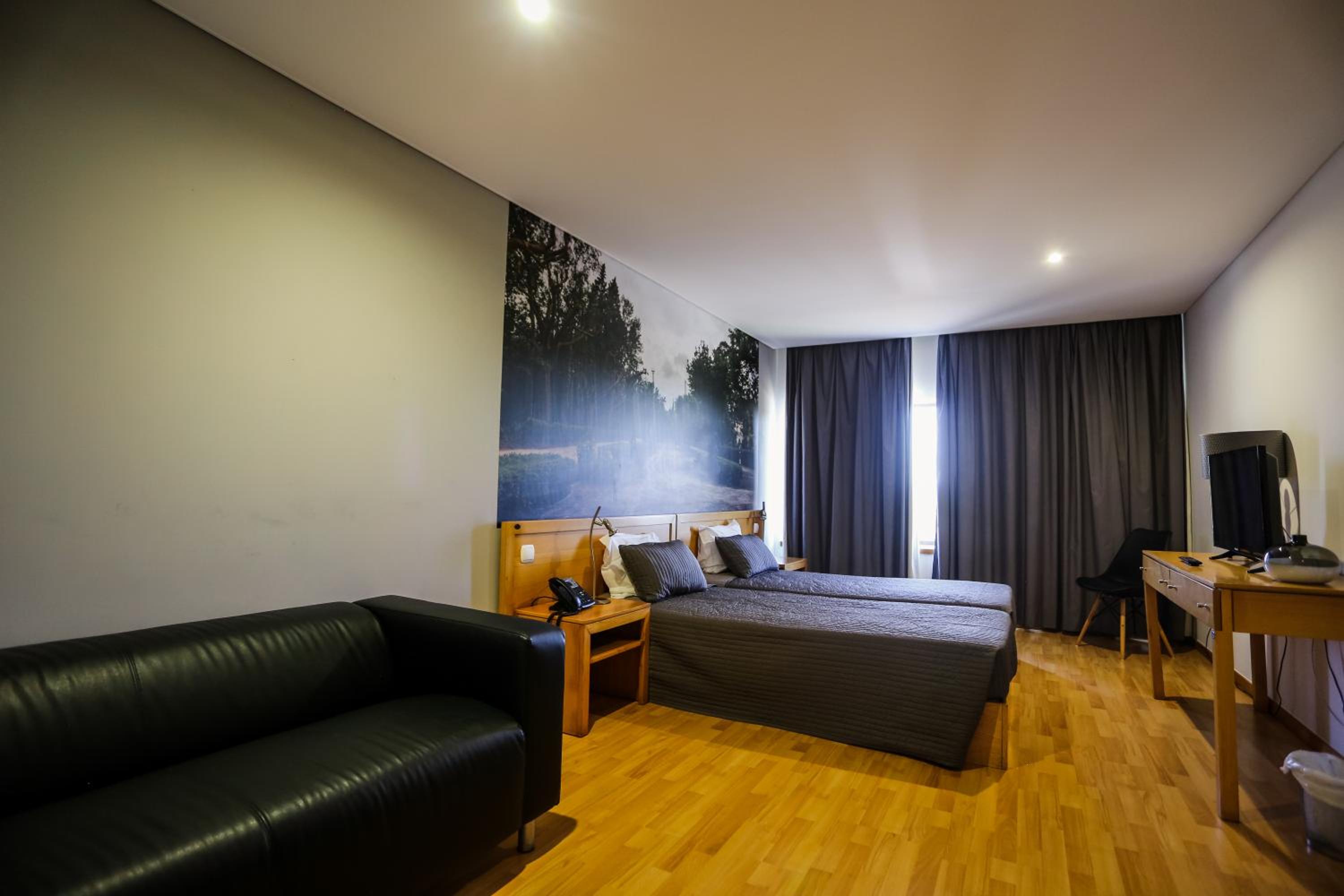 Double Room - Photo 3