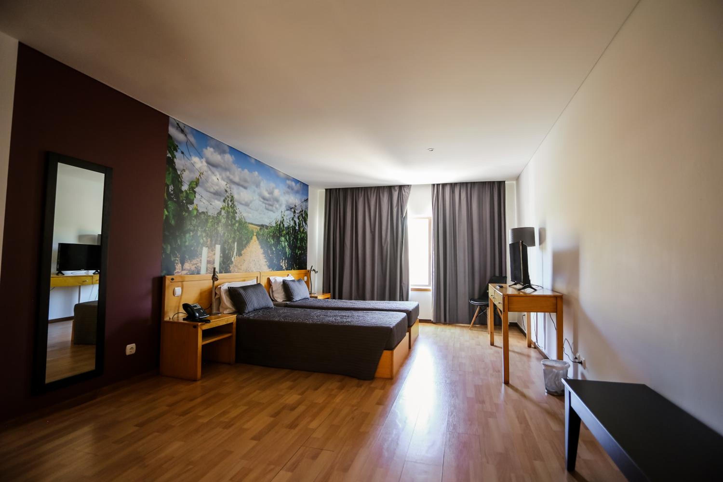 Double Room - Photo 4