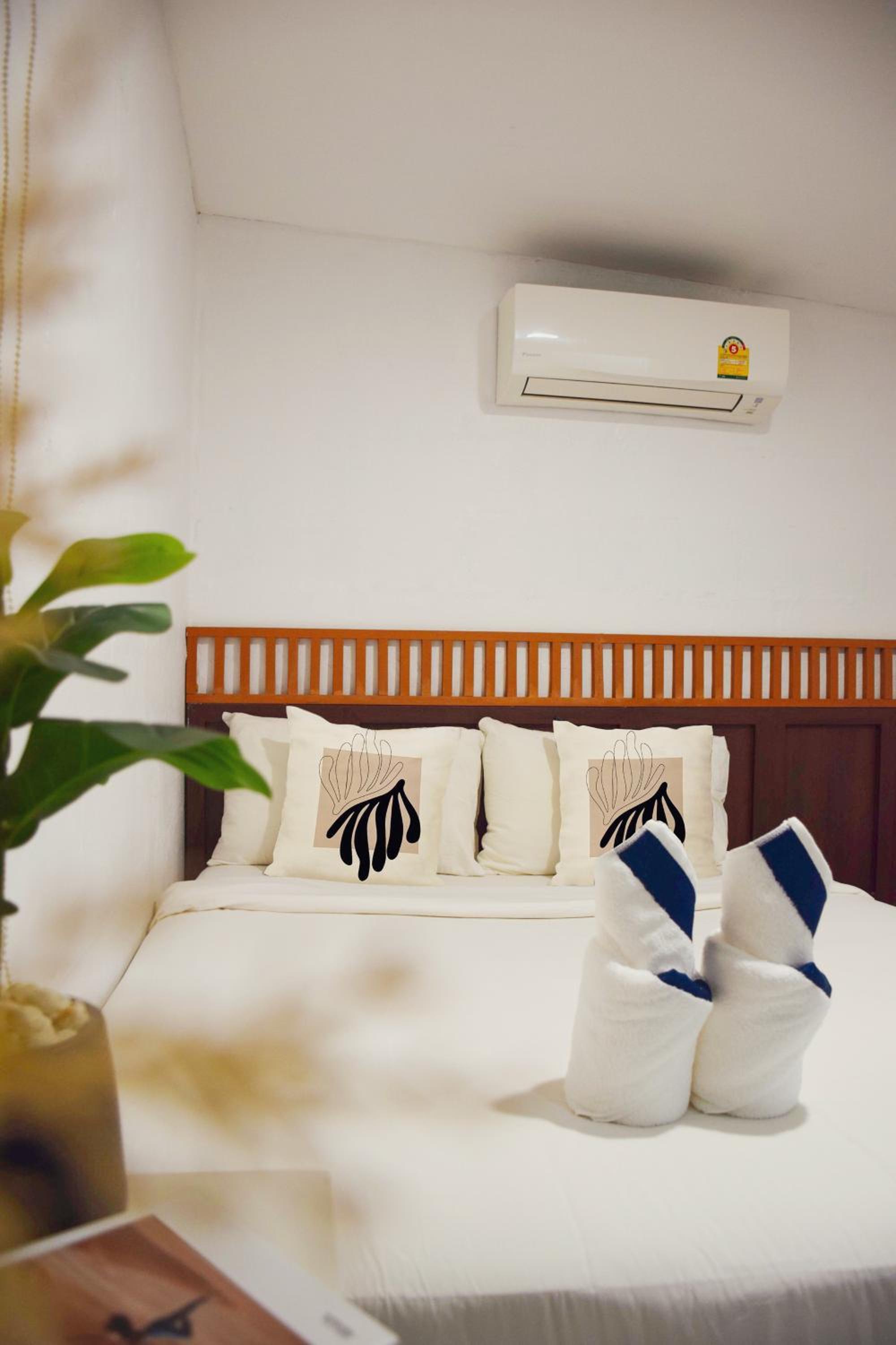 Deluxe Double Room - Photo 2