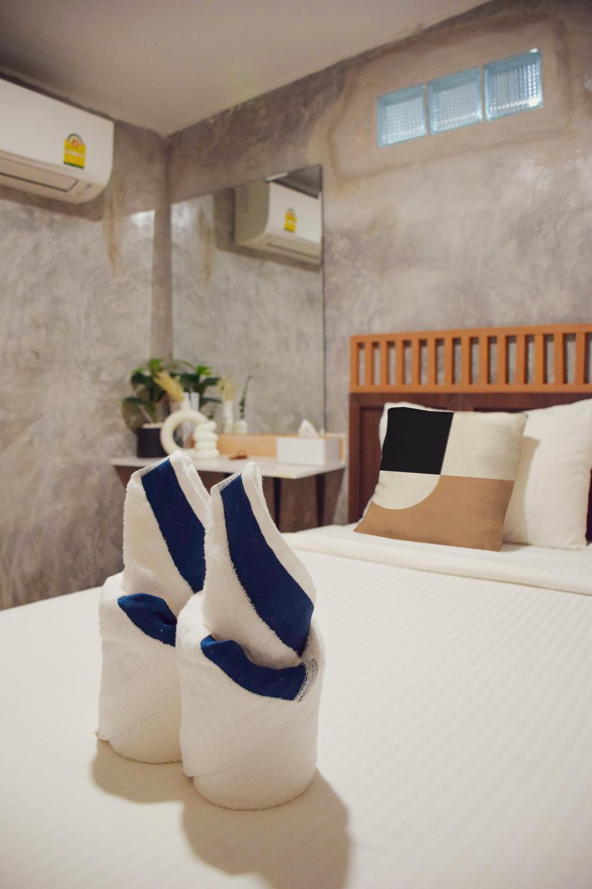 Deluxe Double Room - Photo 1