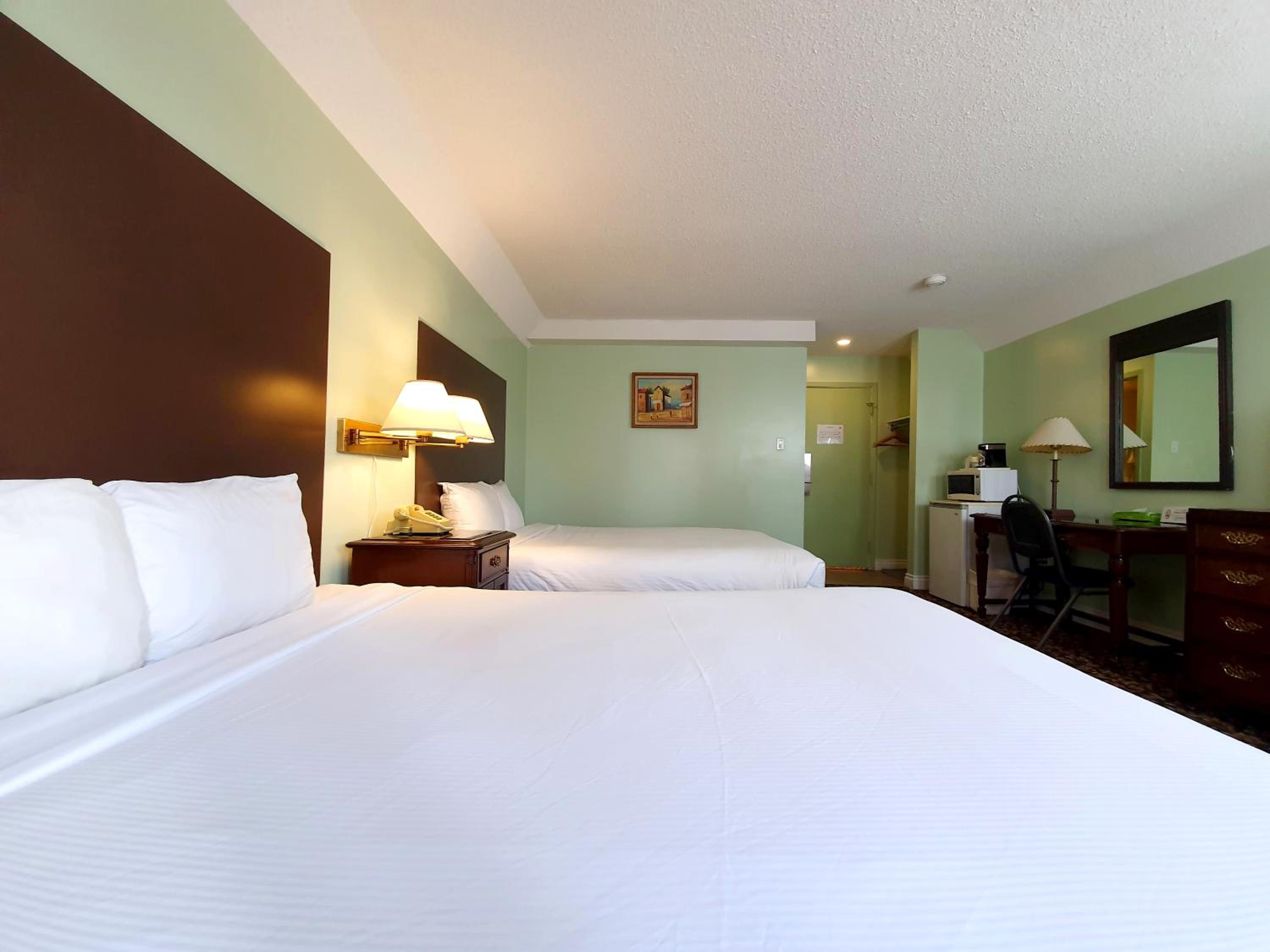 Economy Double Room photo 1