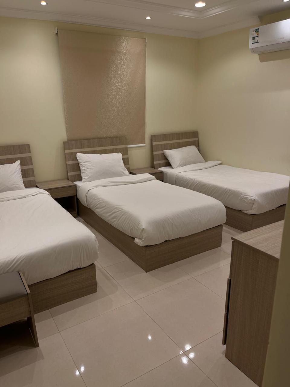 Economy Triple Room