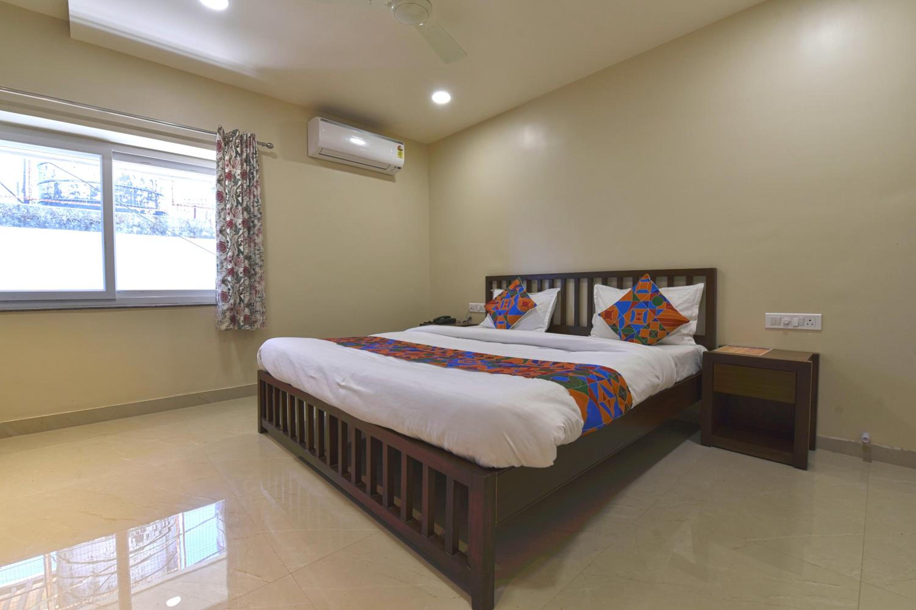 Deluxe Double Room photo 2