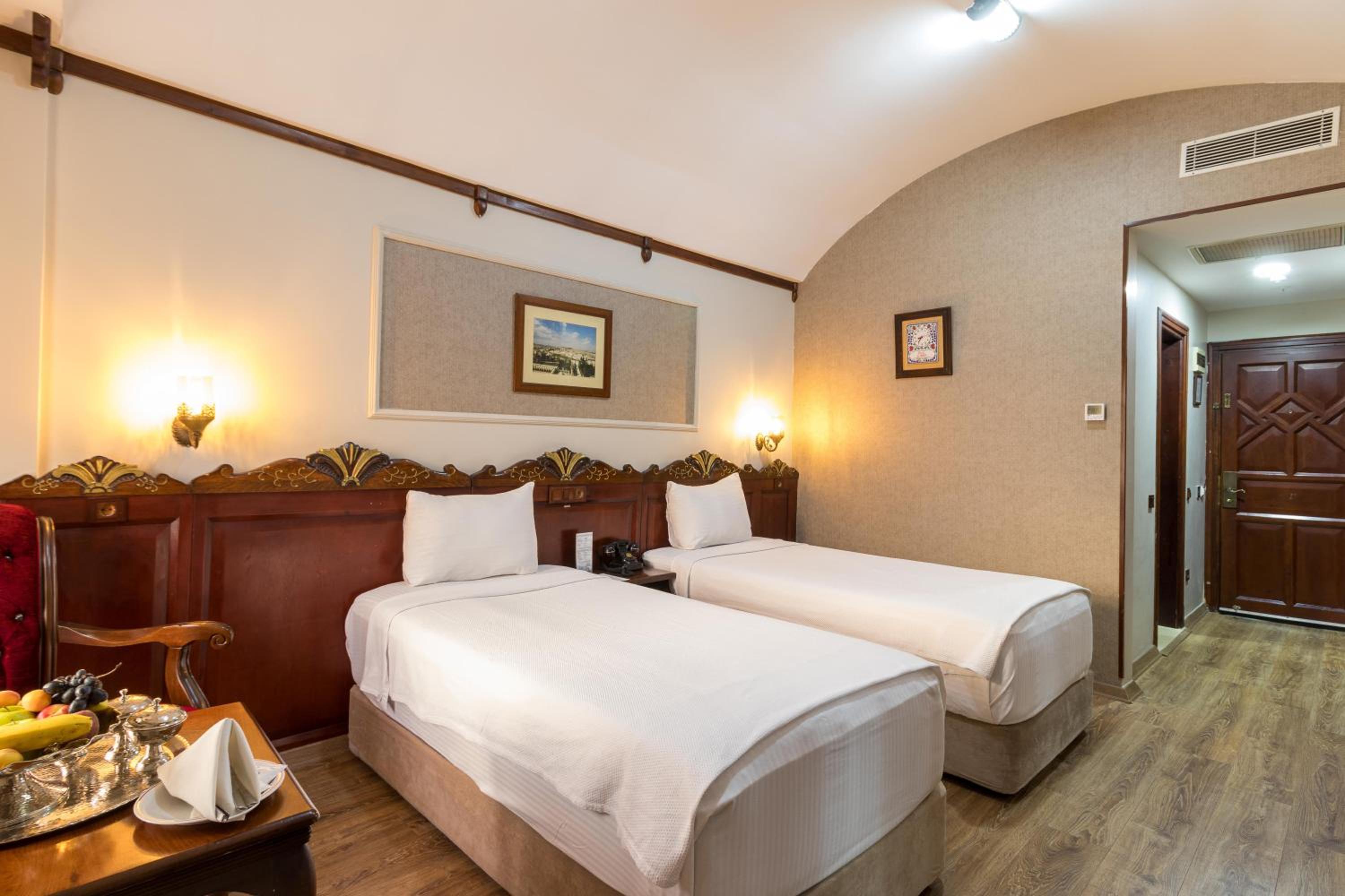 Double Room - Photo 4