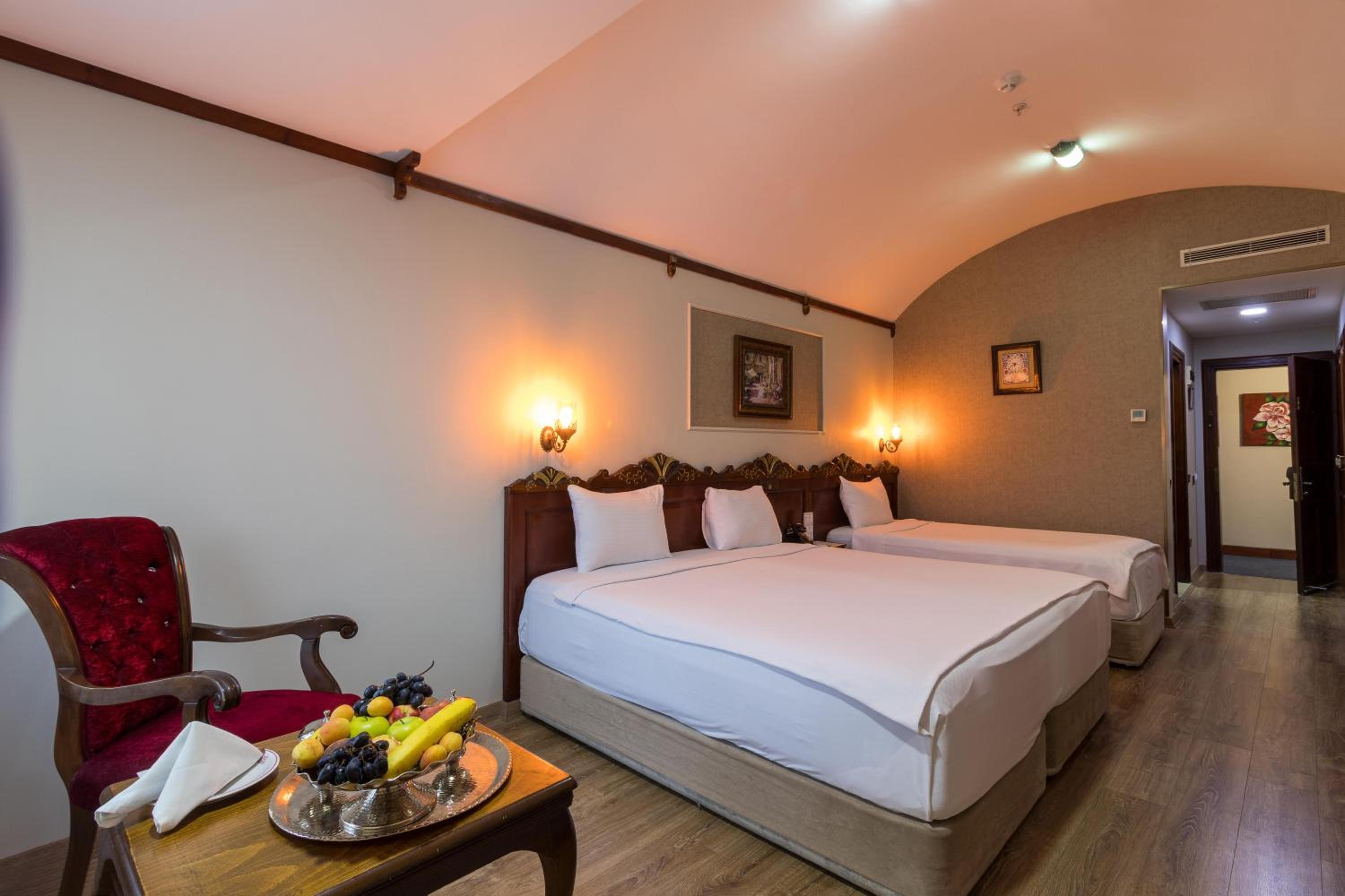 Double Room - Photo 2