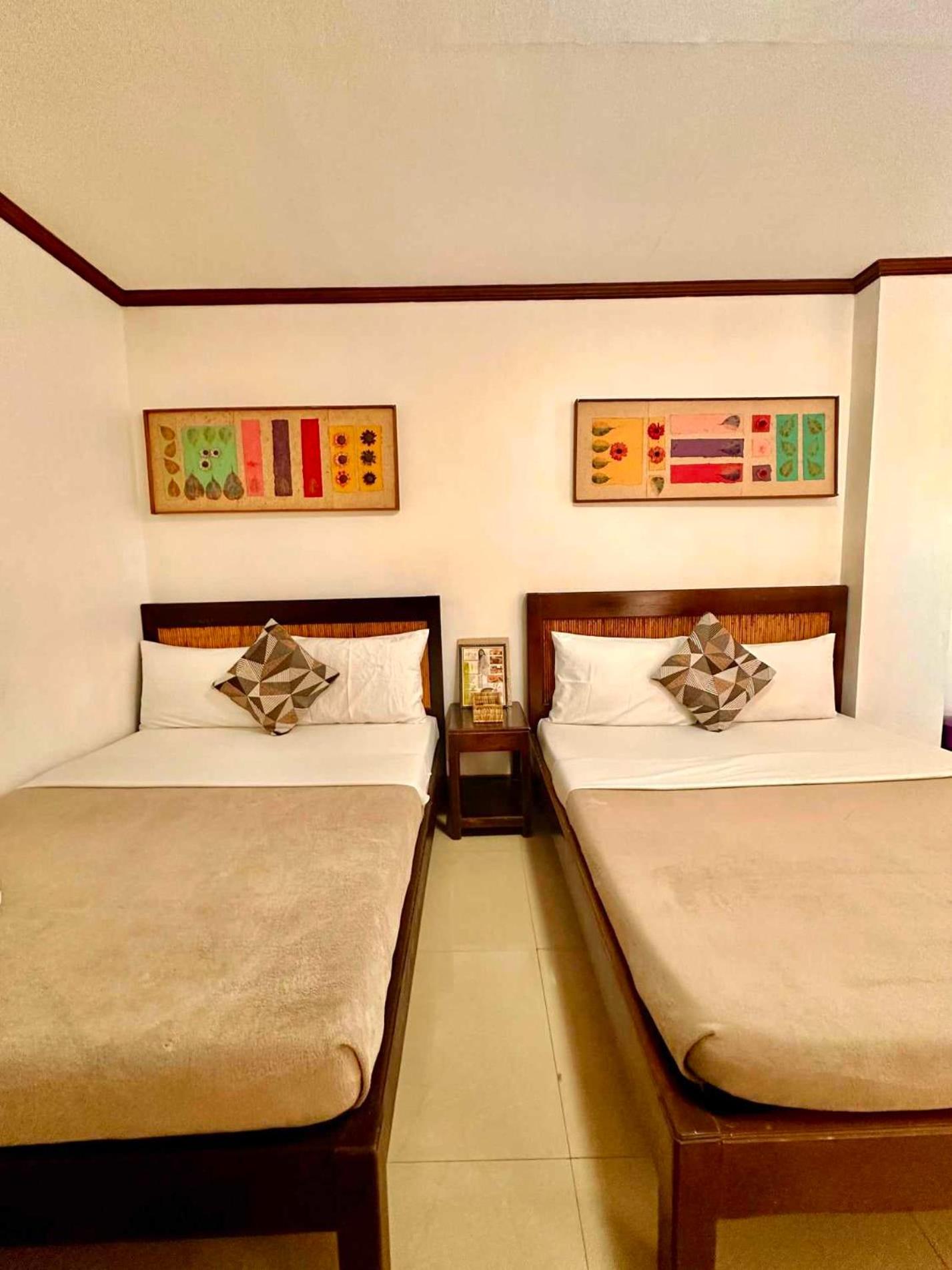 Twin Room - Photo 1