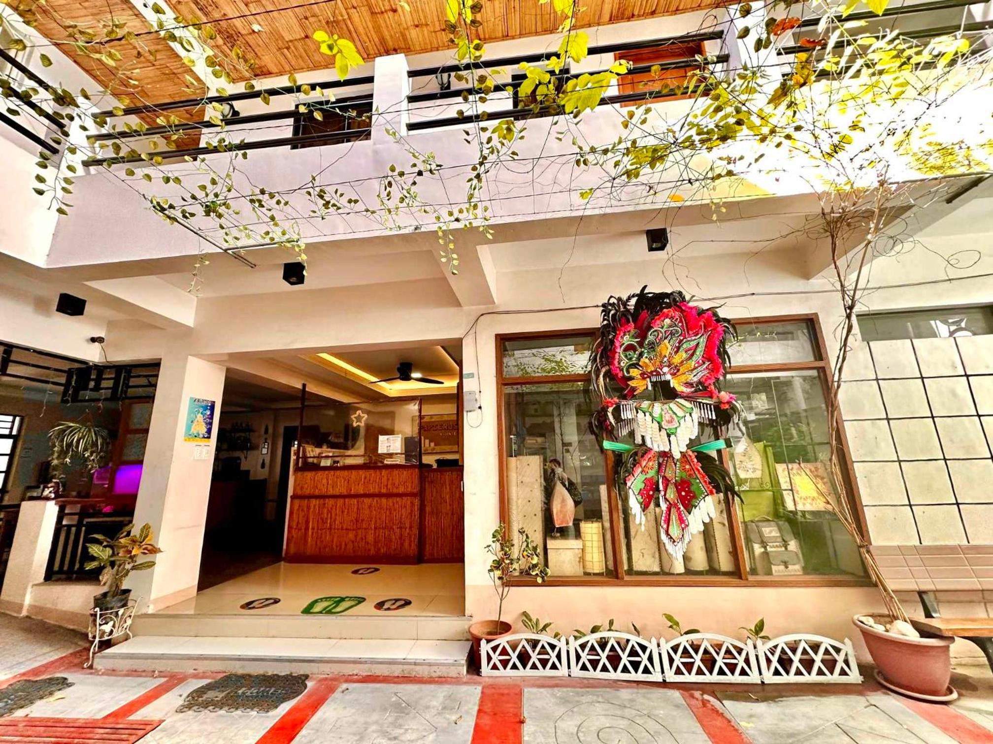 Classic Double Room - Photo 4