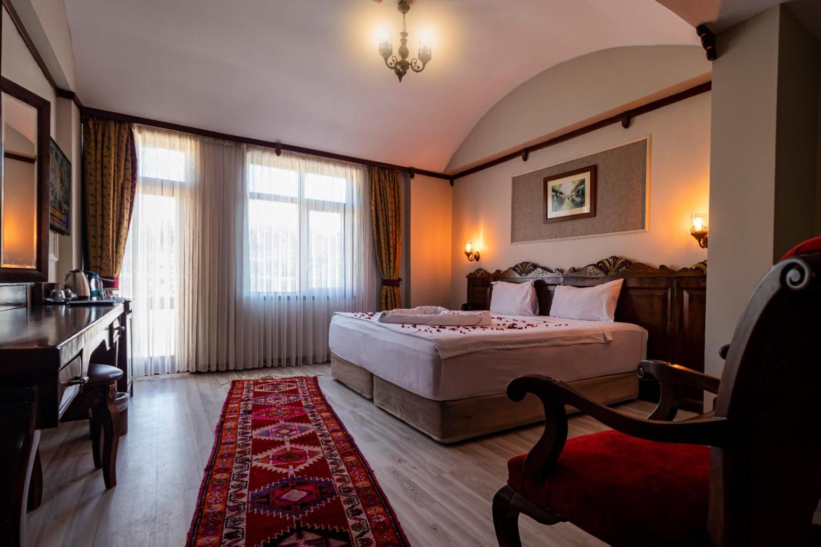 Suite - Photo 2