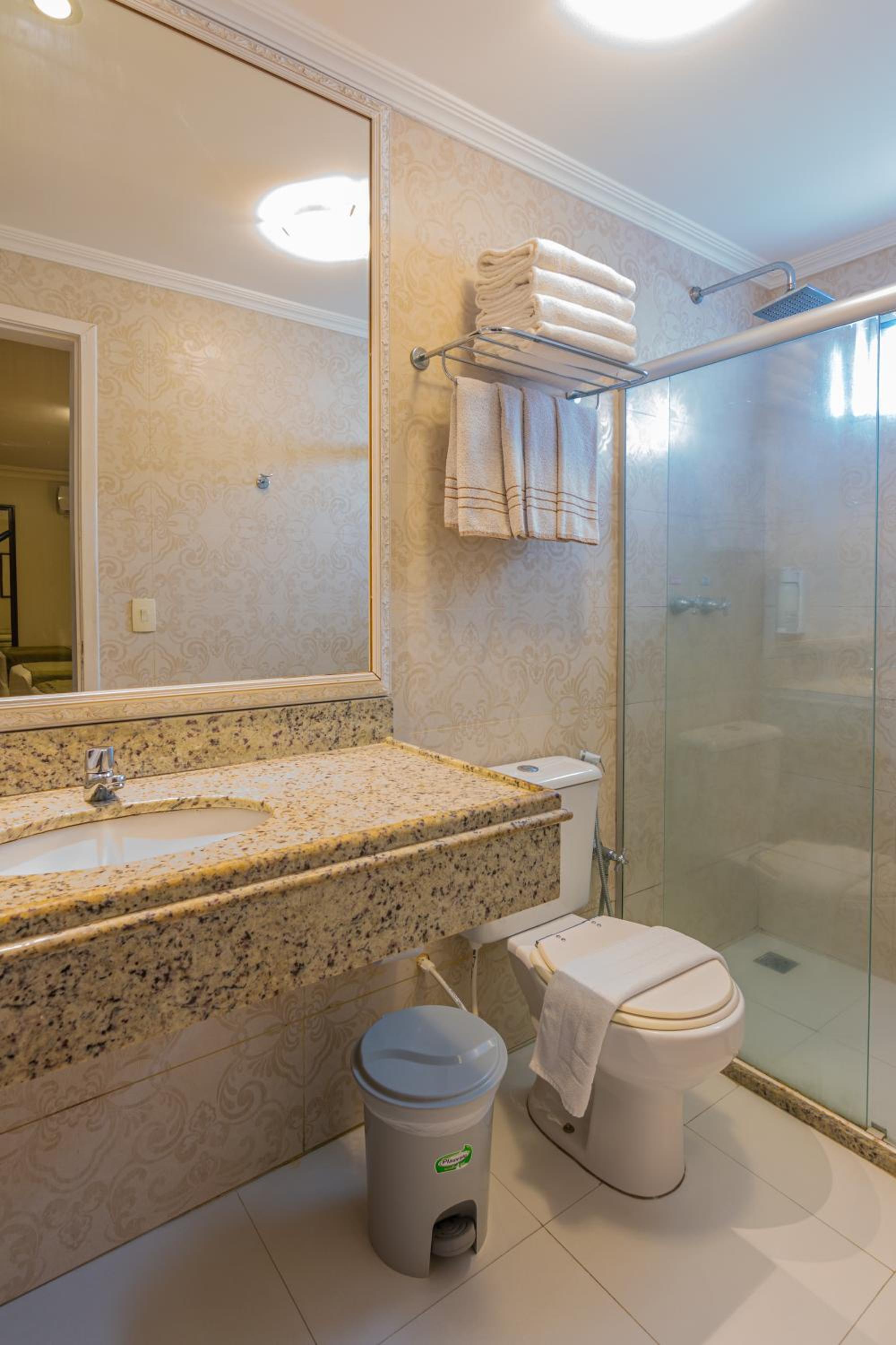 Standard Triple Room - Photo 2