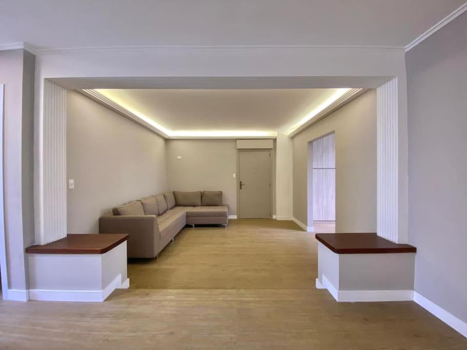 Two-Bedroom Apartment photo 2