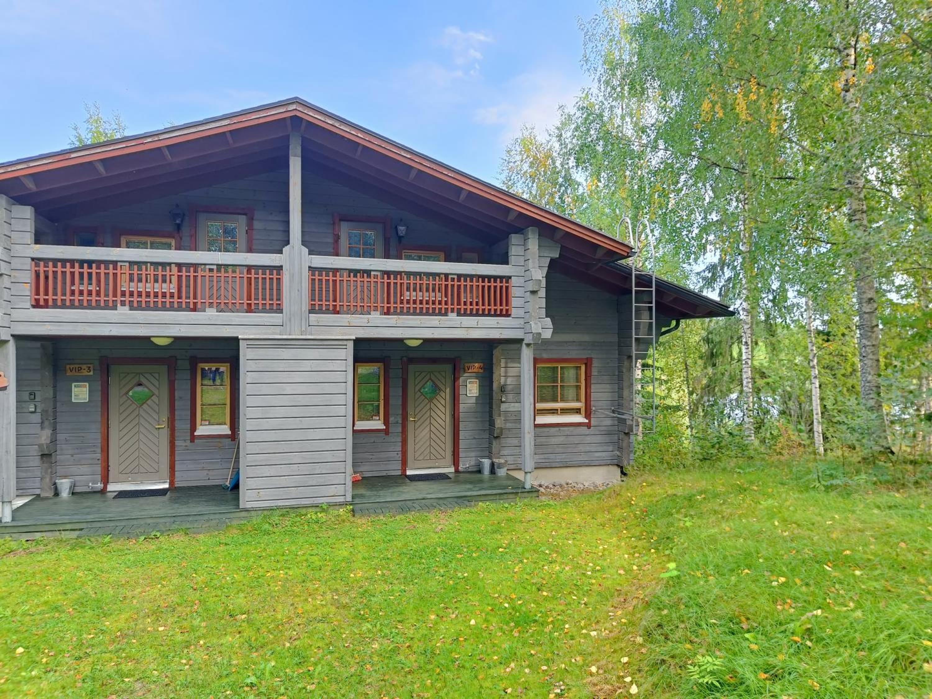 Four-Bedroom House photo 3