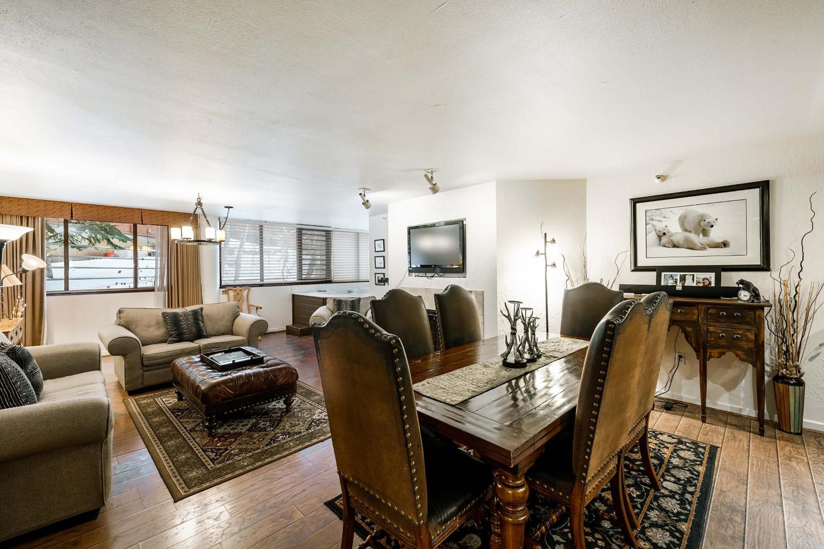 Two-Bedroom Deluxe Apartment - Photo 1