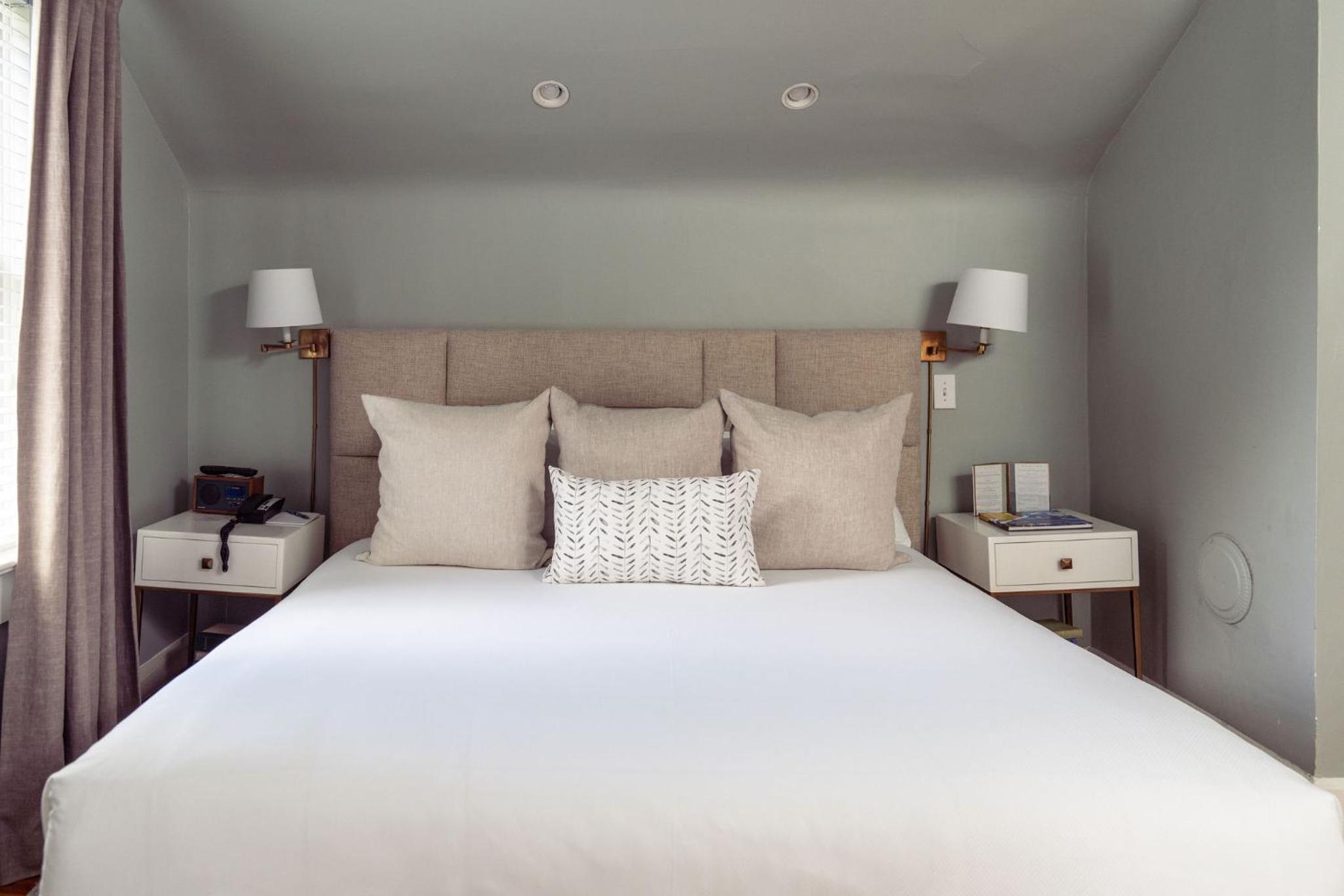 Collina Farmhouse Standard Room