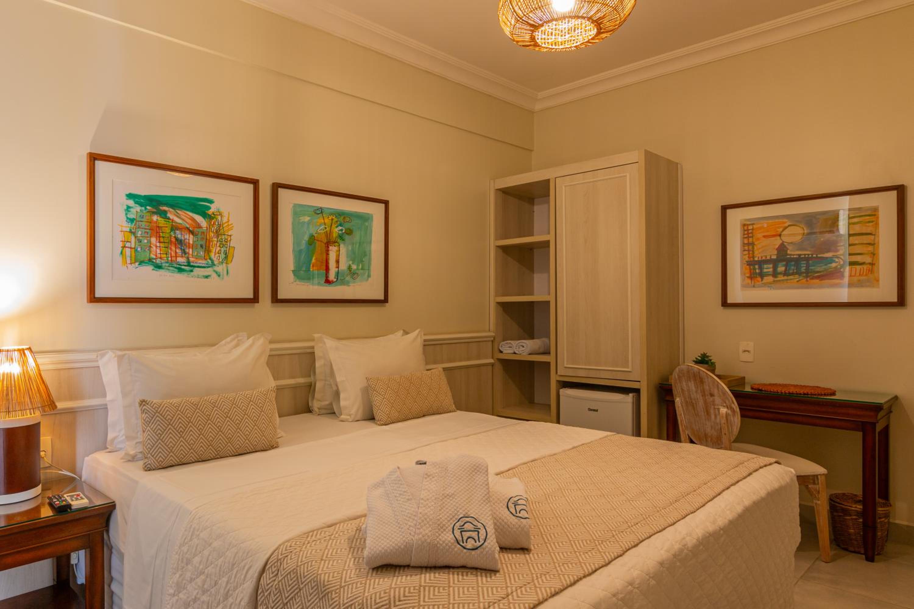 Hotel Villa Mayor Charme — Double Charming Room with Balcony and Pool View.