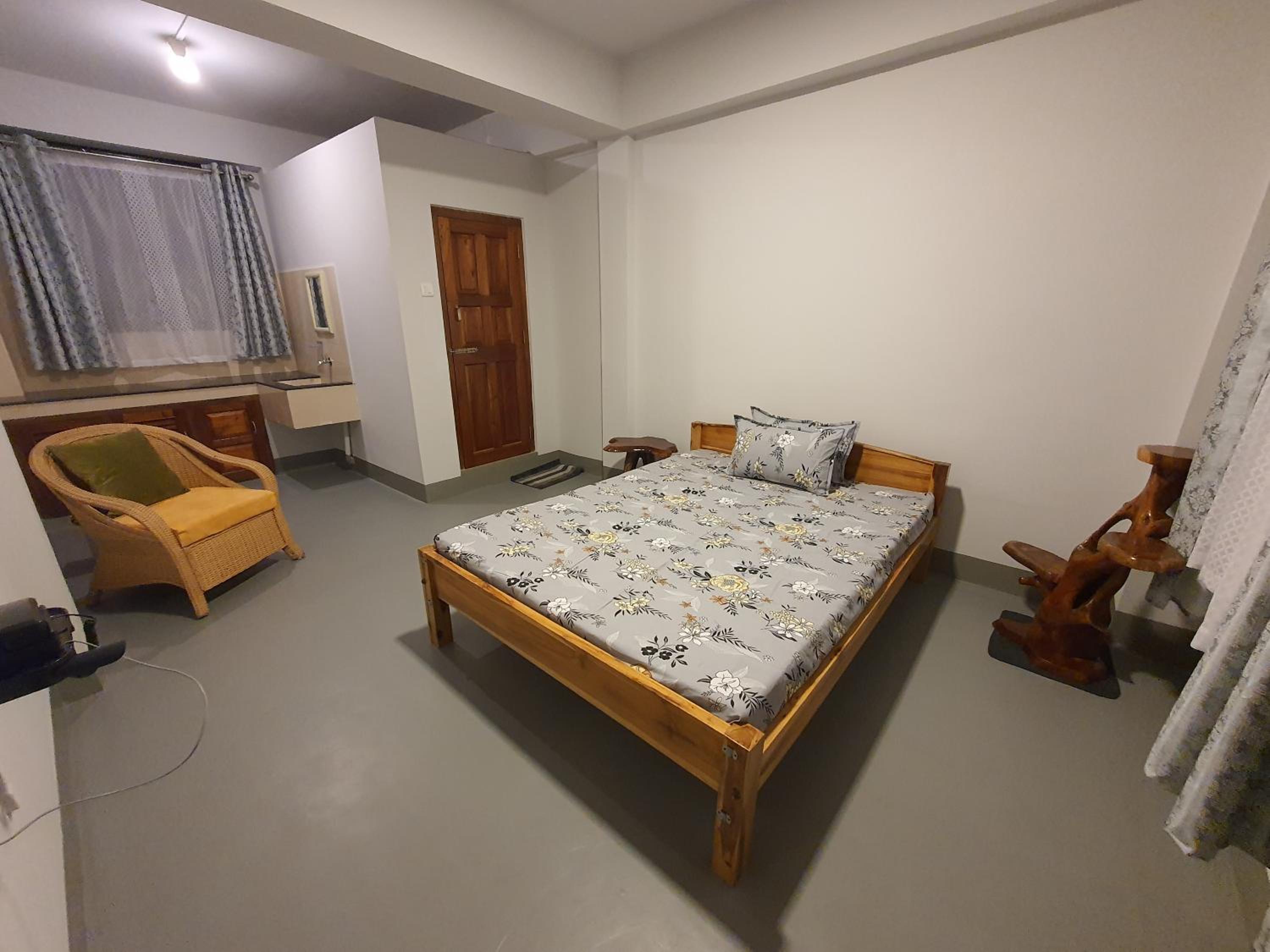 Double Room With Private Bathroom photo 1