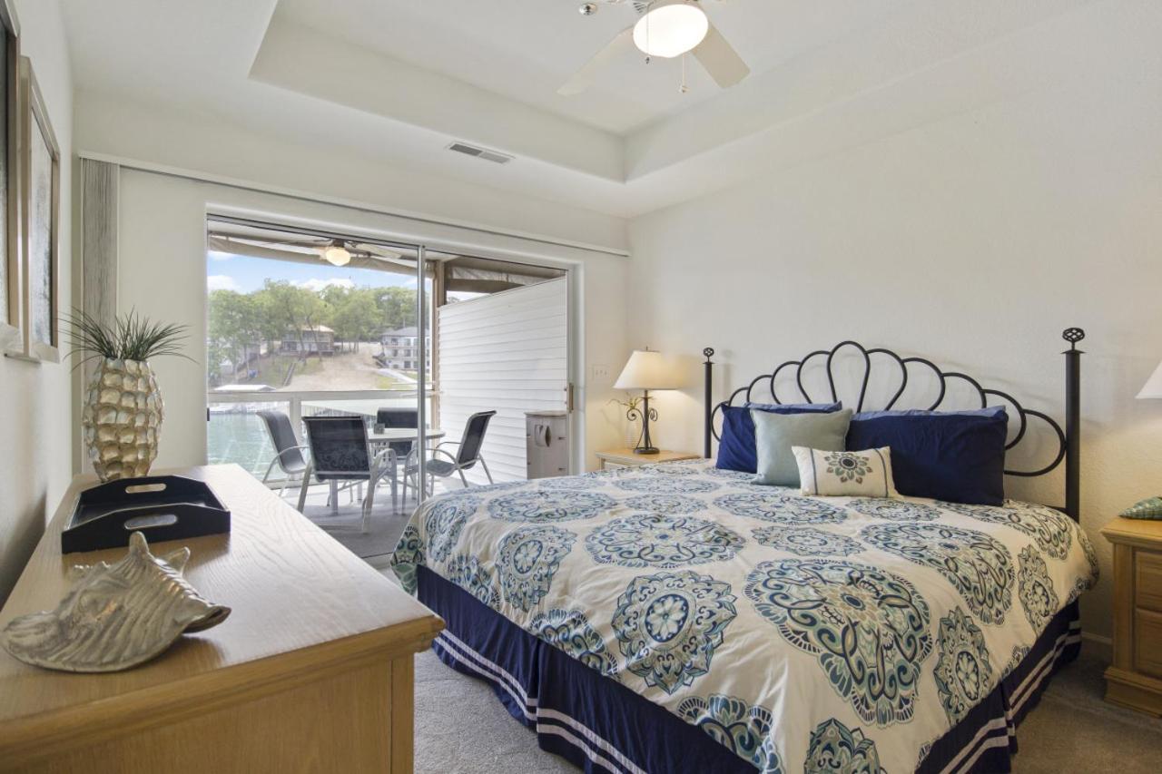 Apartment With Lake View photo 1